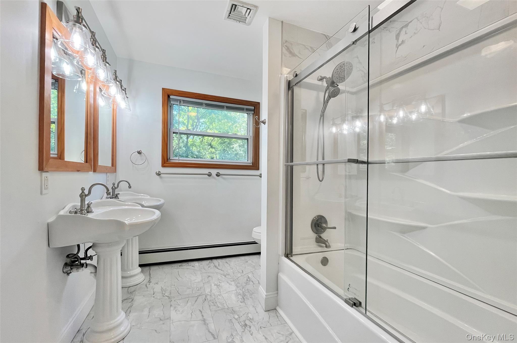 16 Martin Terrace, Poughkeepsie, NY 12603