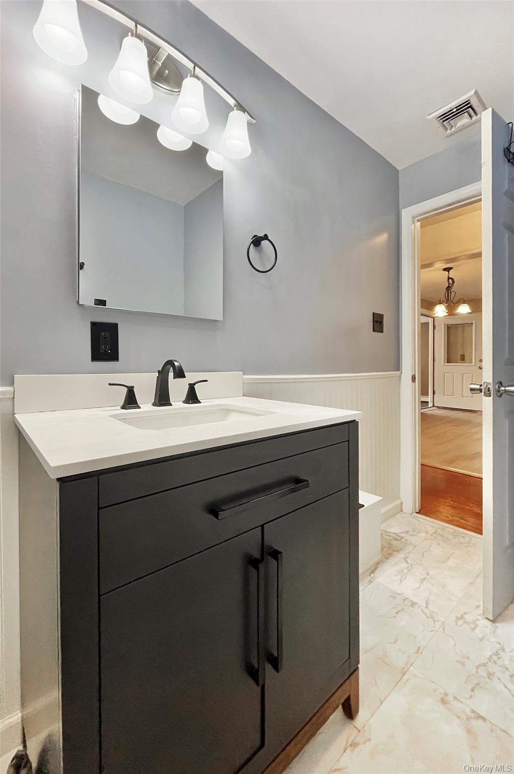 16 Martin Terrace, Poughkeepsie, NY 12603