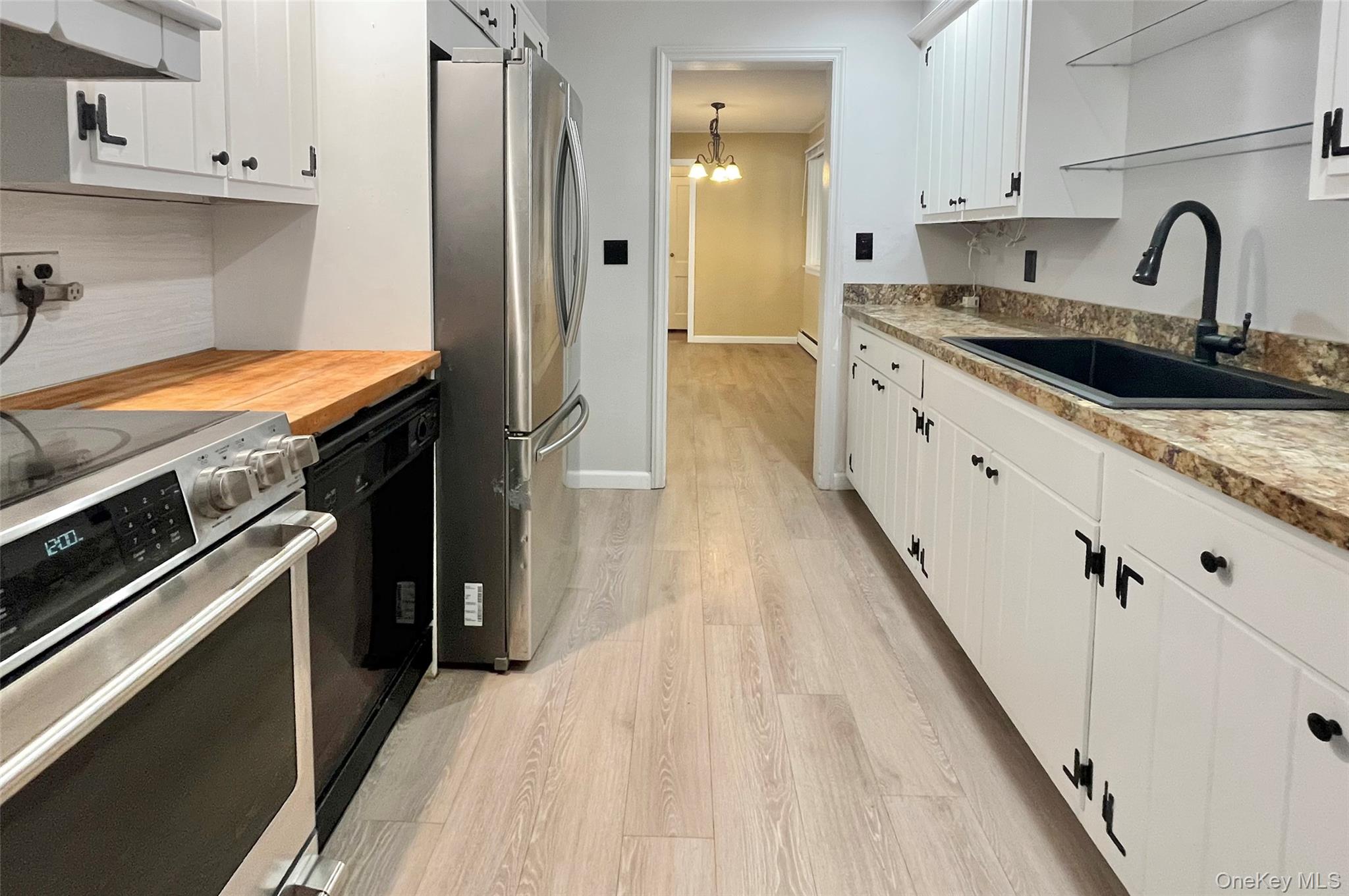 16 Martin Terrace, Poughkeepsie, NY 12603