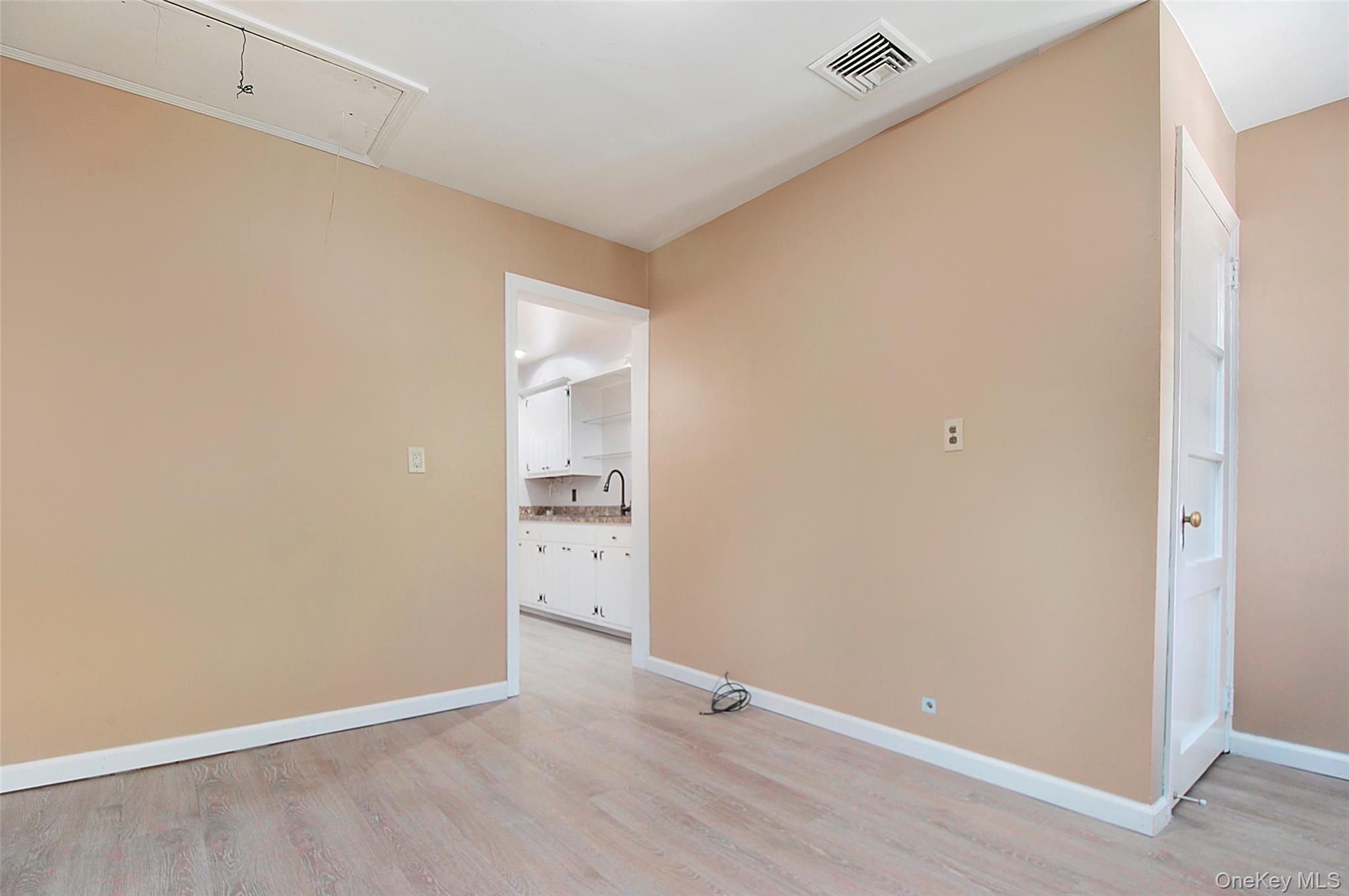 16 Martin Terrace, Poughkeepsie, NY 12603