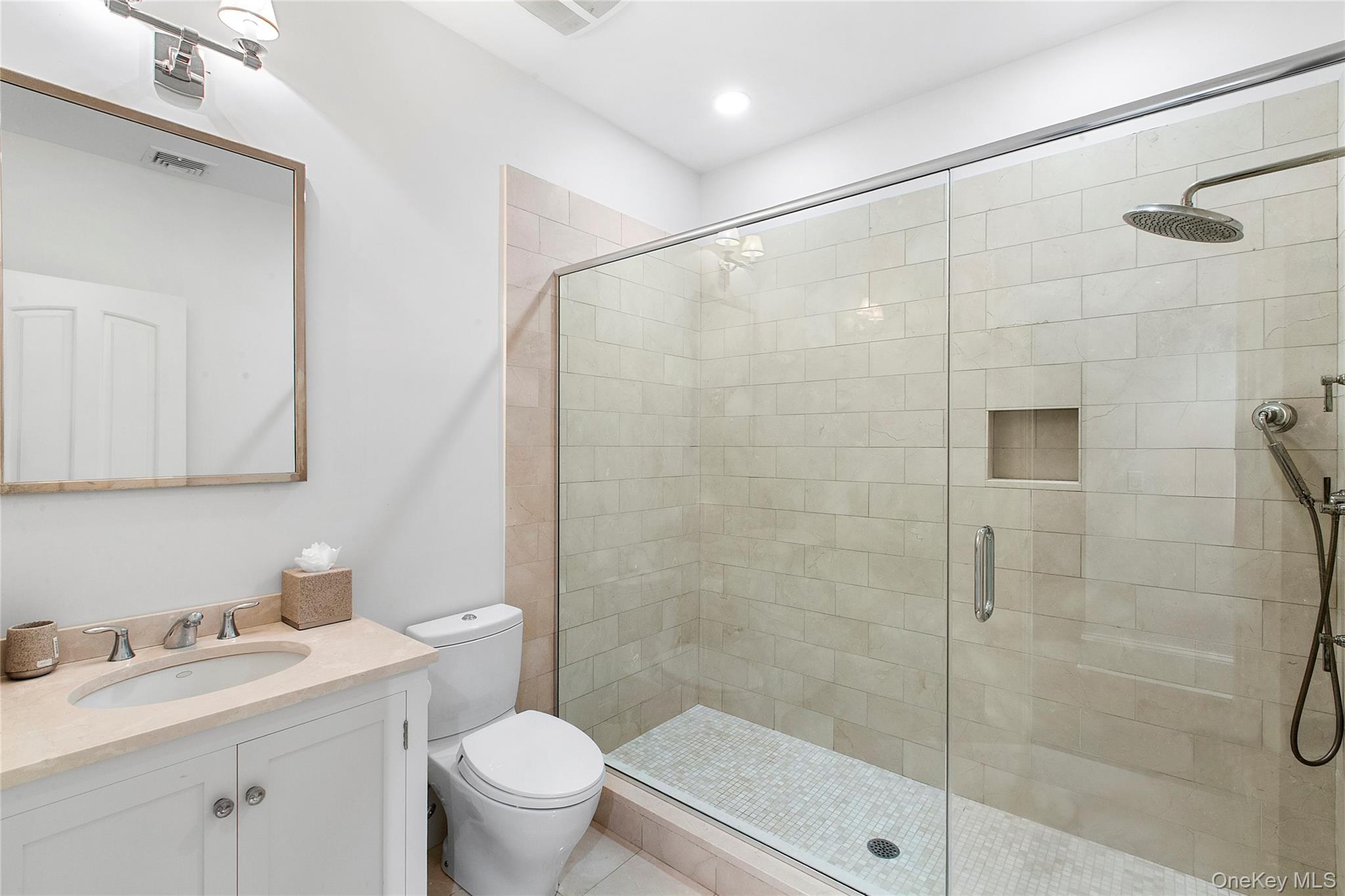 20 Devonshire Lane, Amagansett, NY 11930