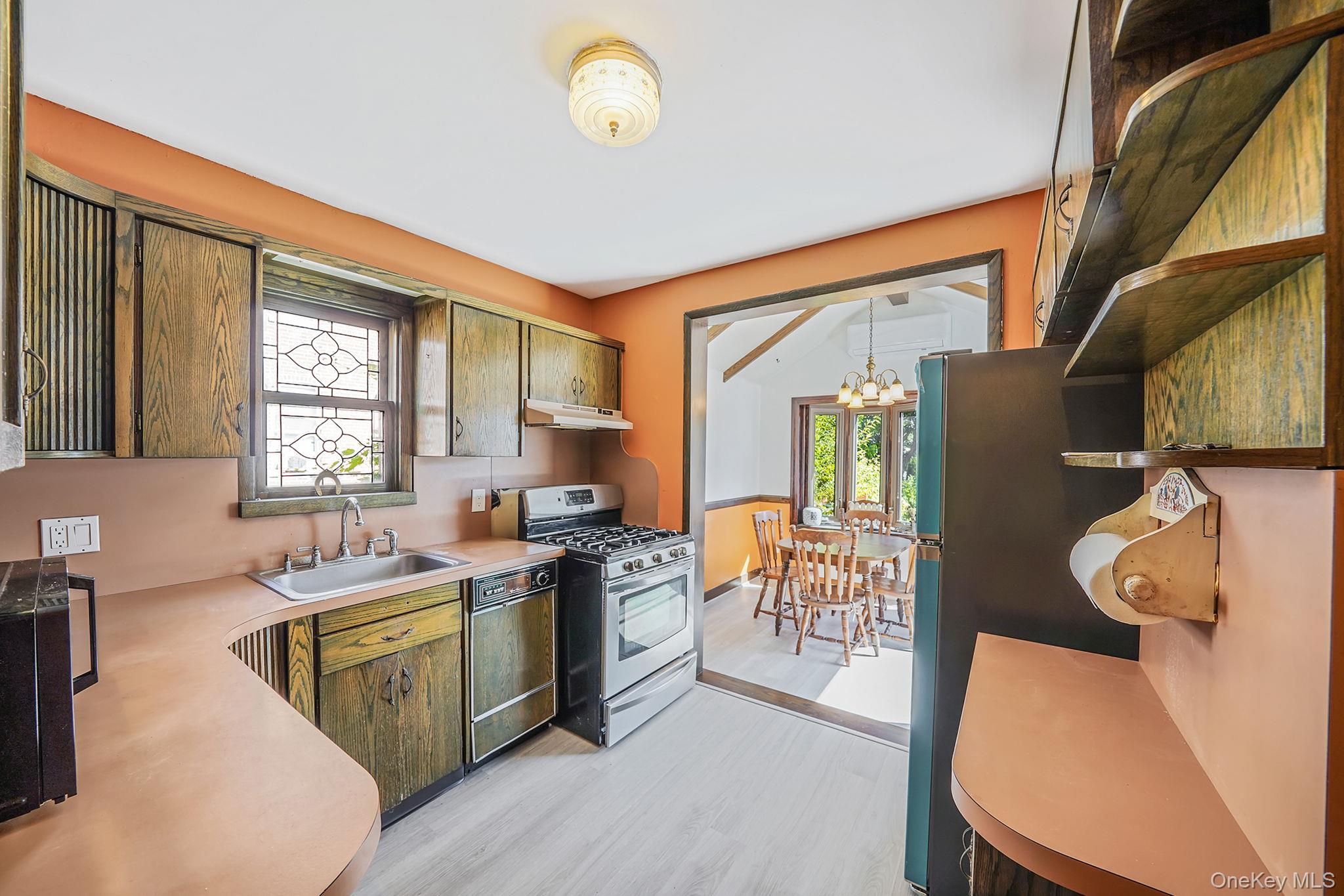 1636 Williamsbridge Road, Bronx, NY 10461