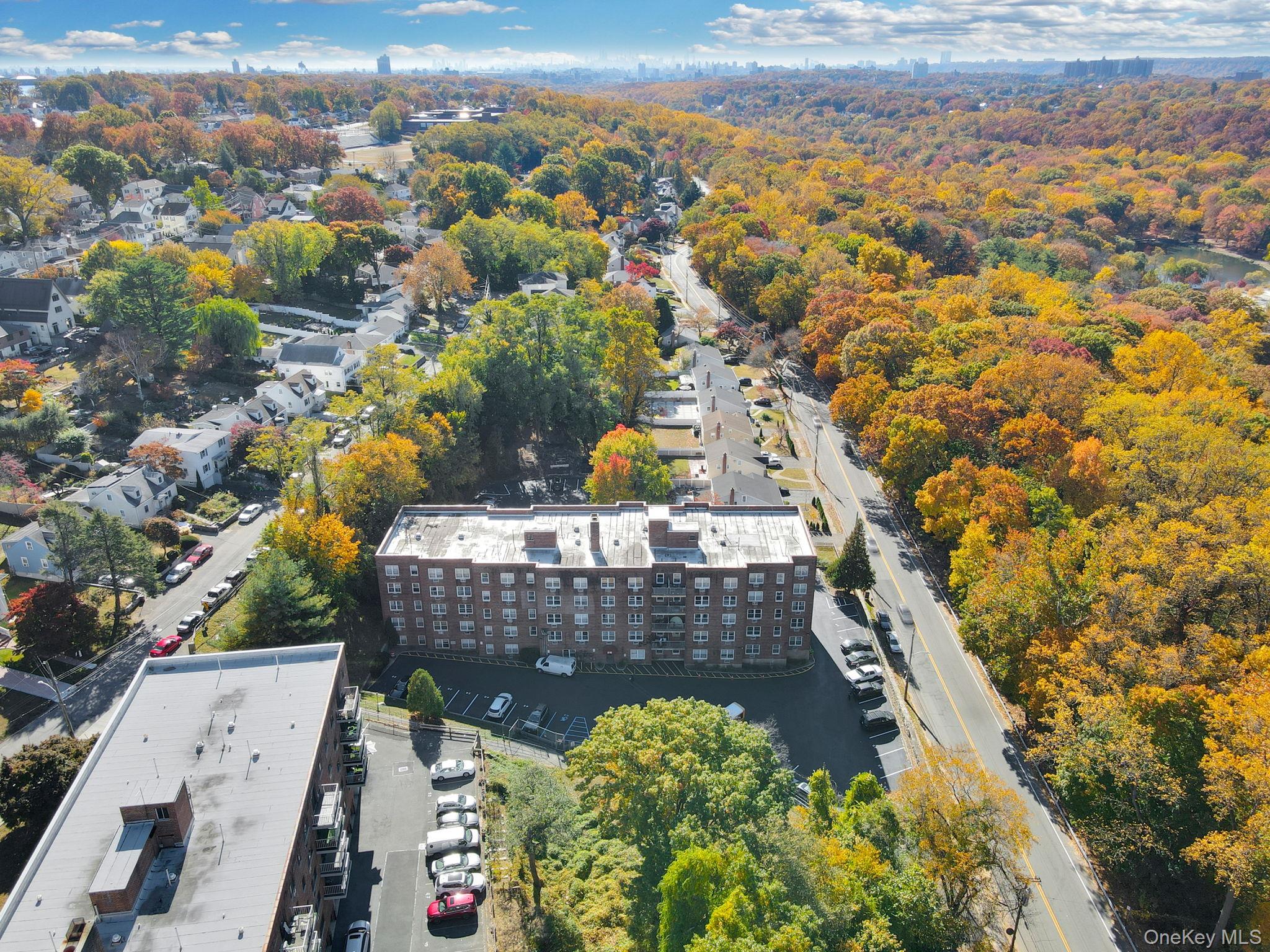 510 Midland Ave # 1H, Yonkers, NY 10704
