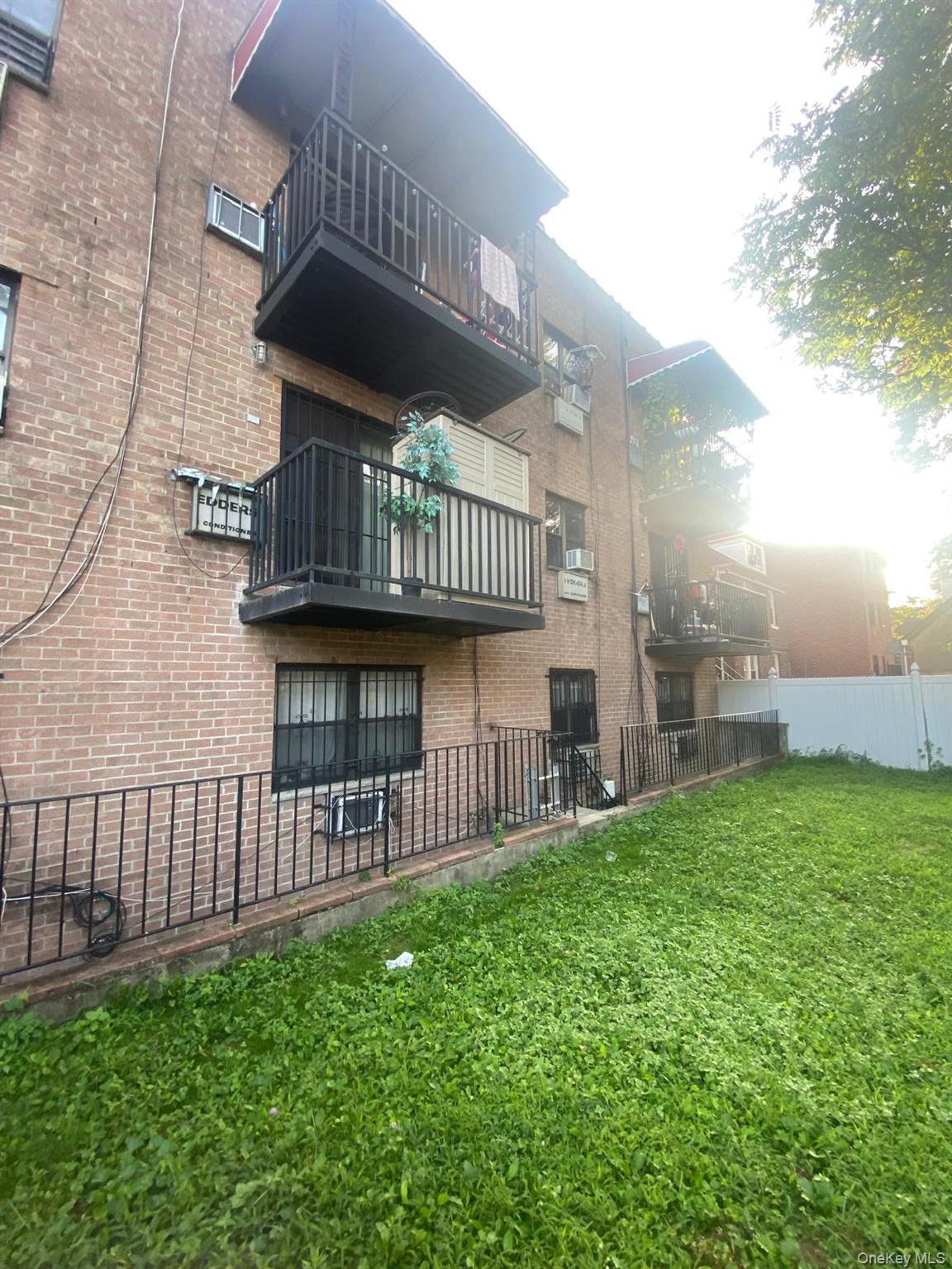 5611 Van Cleef Street, Corona, NY 11368