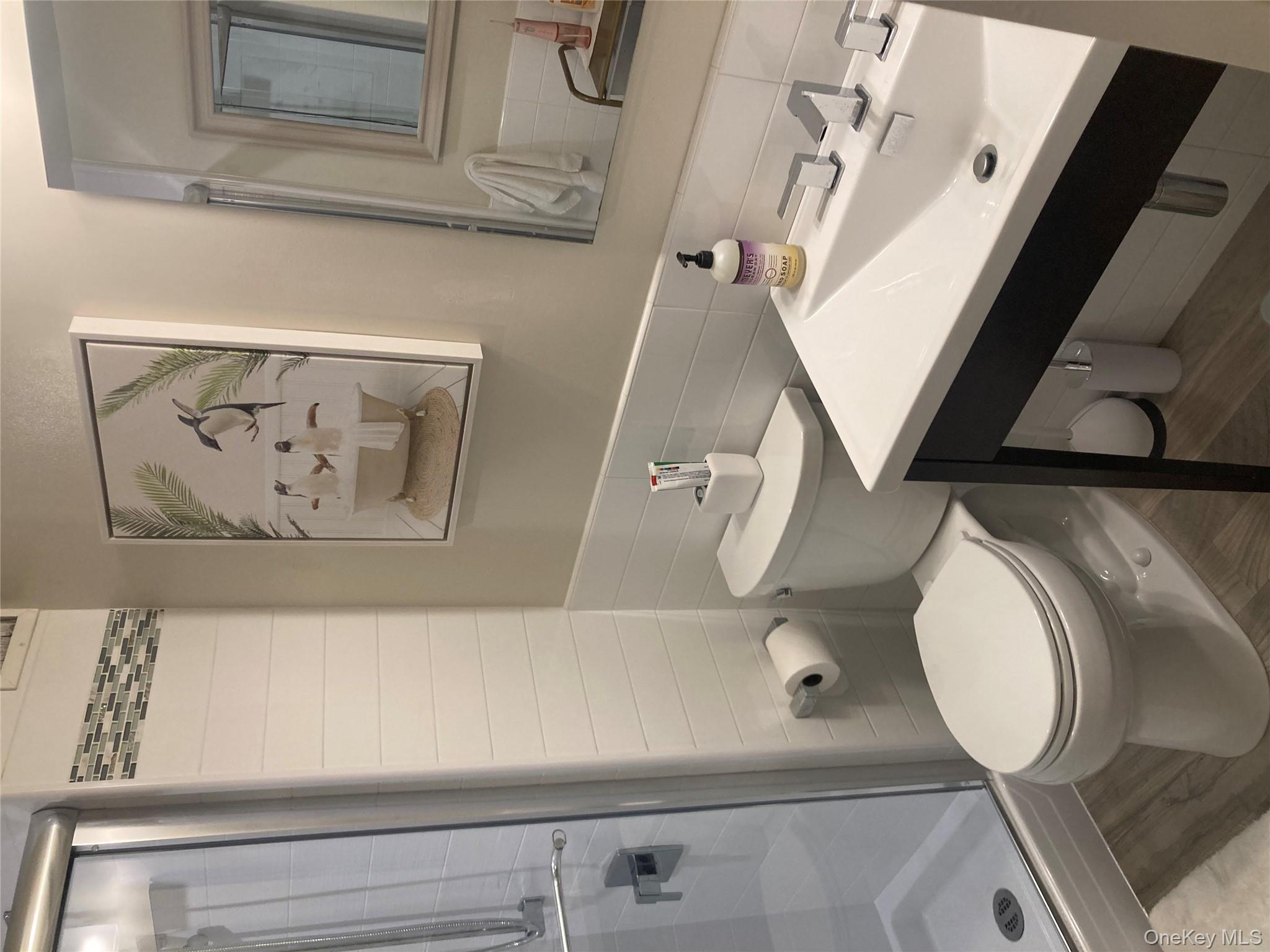 780 W Broadway # 3G, Long Beach, NY 11561