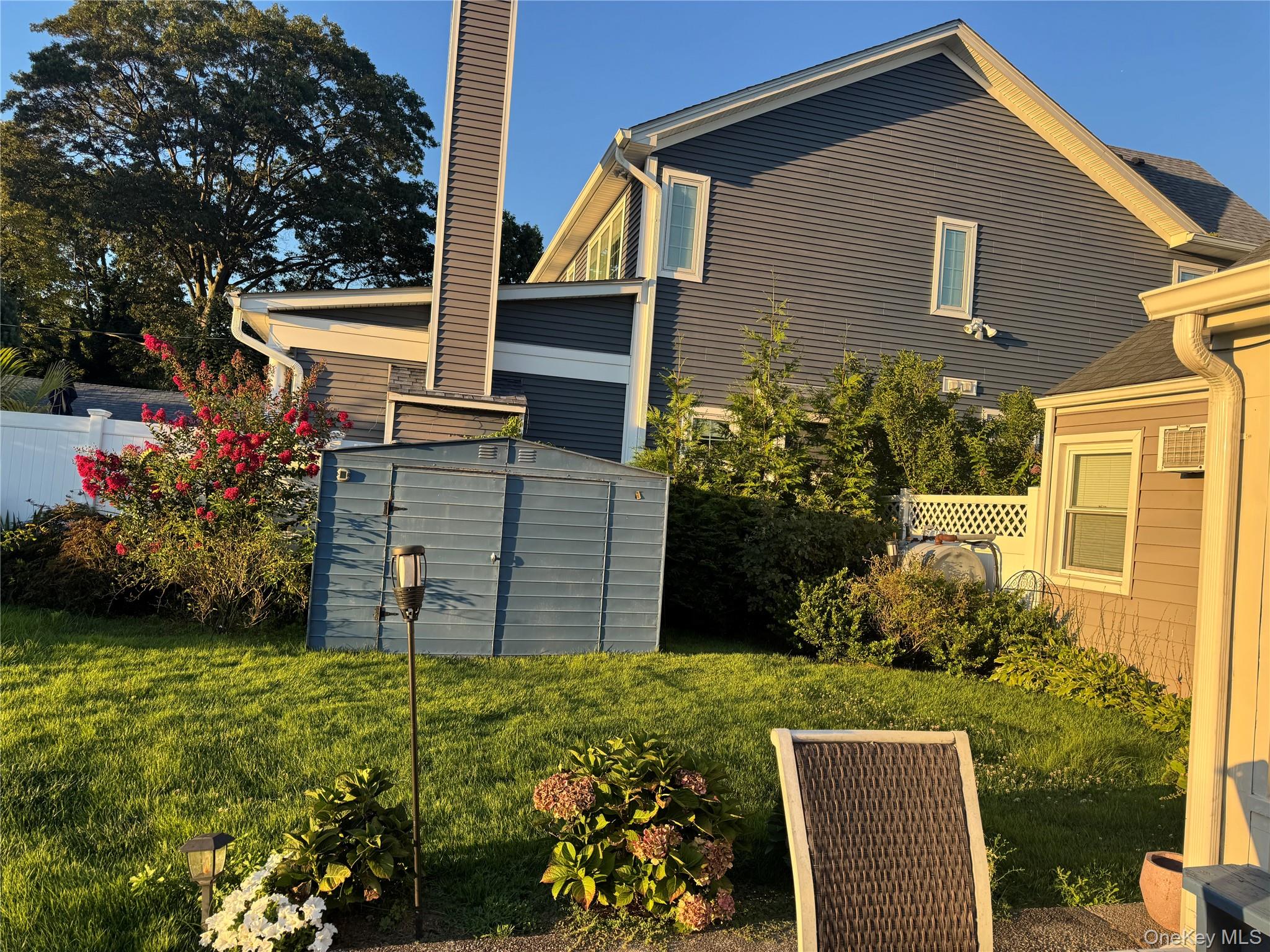 658 Wyngate Drive E, Valley Stream, NY 11580