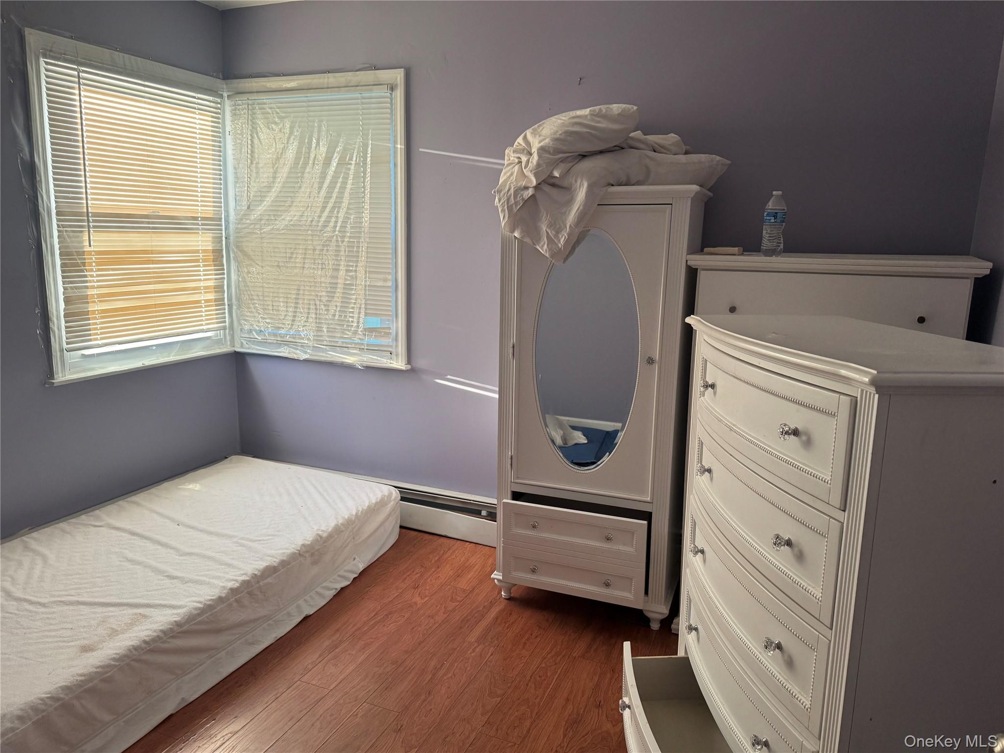 658 Wyngate Drive E, Valley Stream, NY 11580