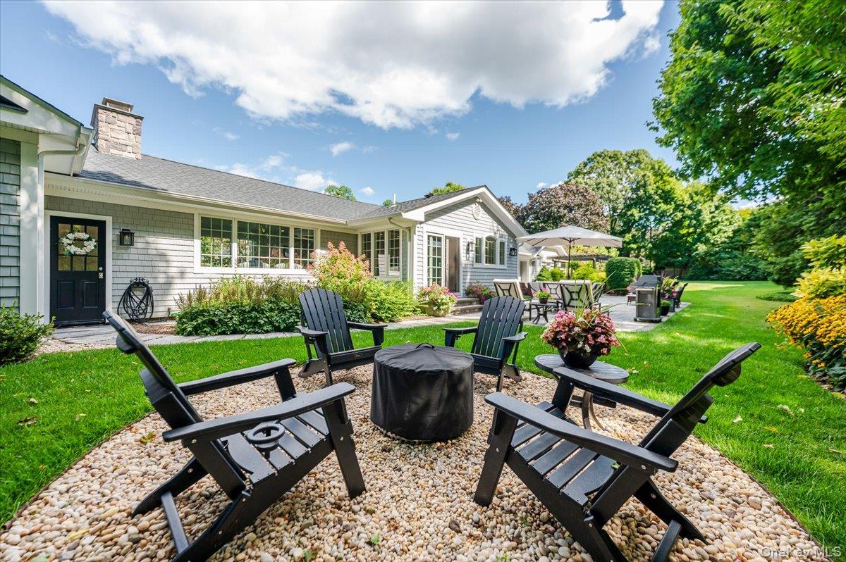 5 Fleetwood Drive, Huntington Bay, NY 11743