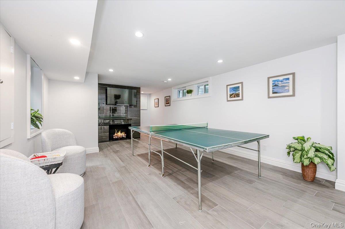 5 Fleetwood Drive, Huntington Bay, NY 11743