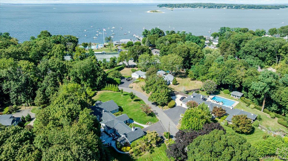 5 Fleetwood Drive, Huntington Bay, NY 11743