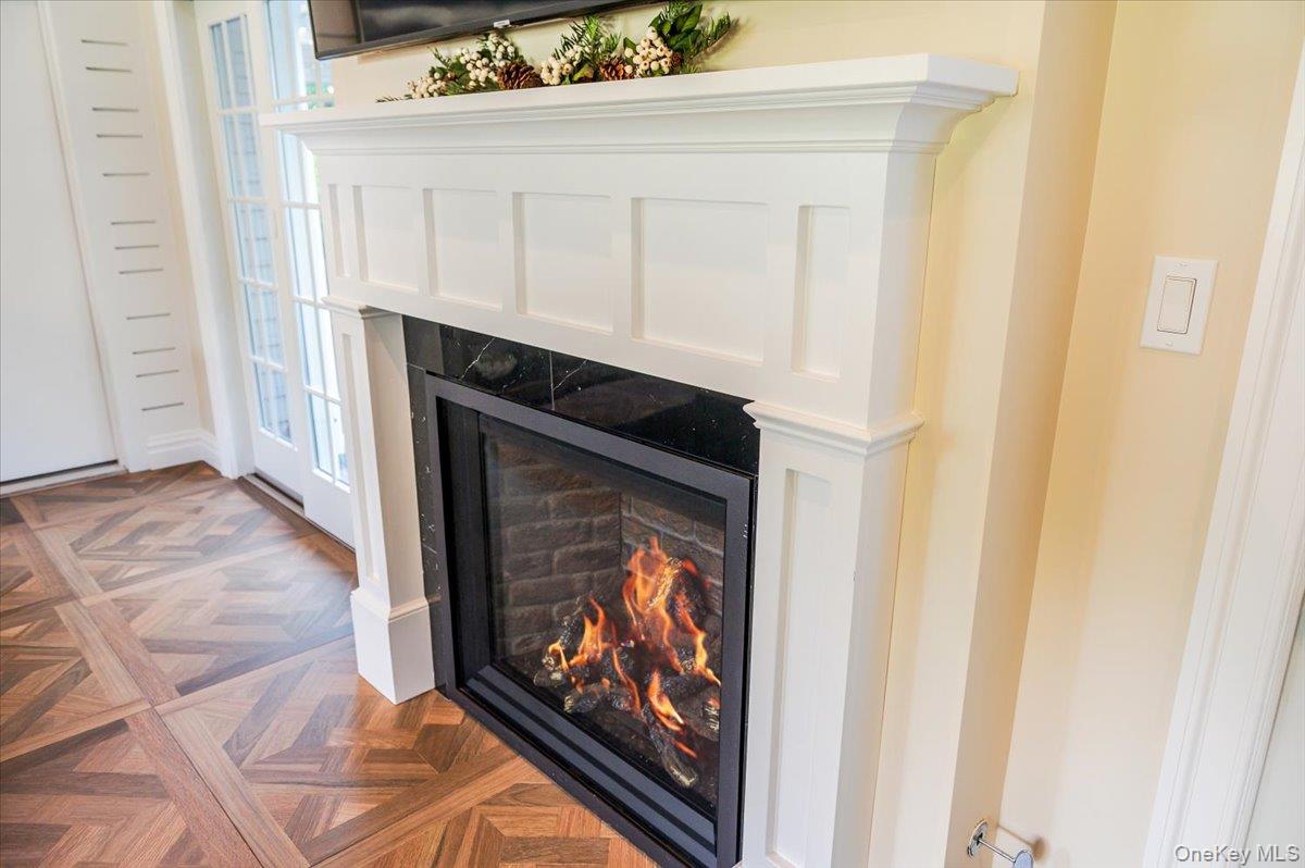 5 Fleetwood Drive, Huntington Bay, NY 11743