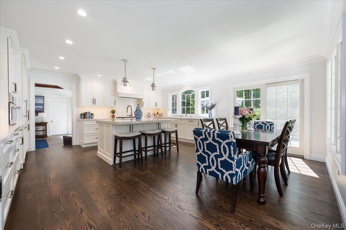 5 Fleetwood Drive, Huntington Bay, NY 11743