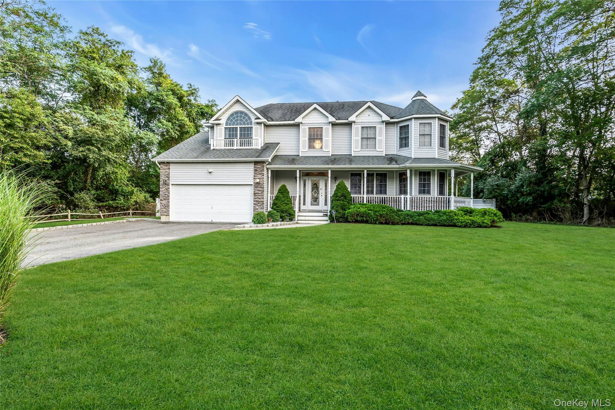 3 Danamarie Lane, East Patchogue, NY 11772