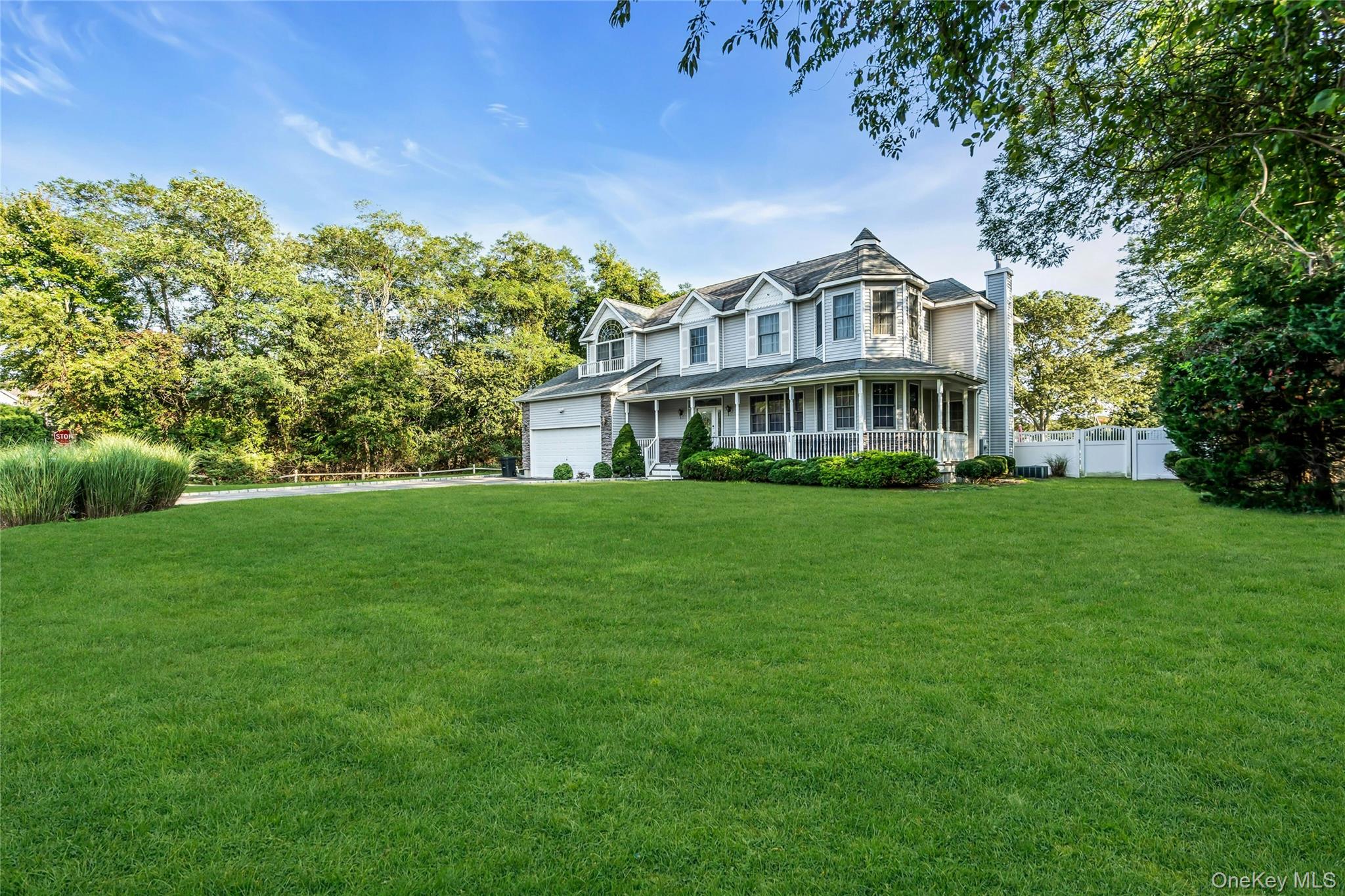 3 Danamarie Lane, East Patchogue, NY 11772