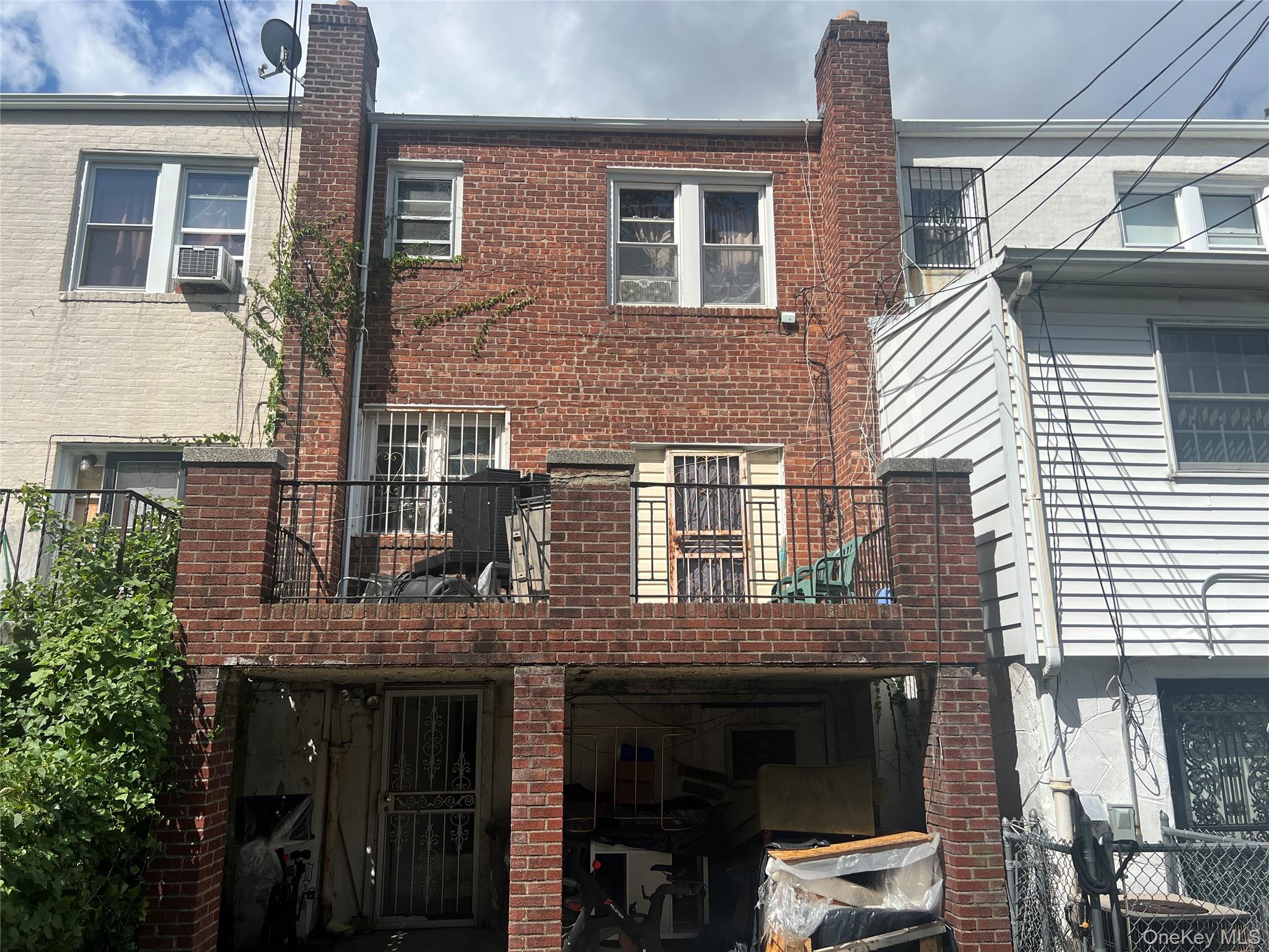 3316 Radcliff Avenue, Bronx, NY 10469