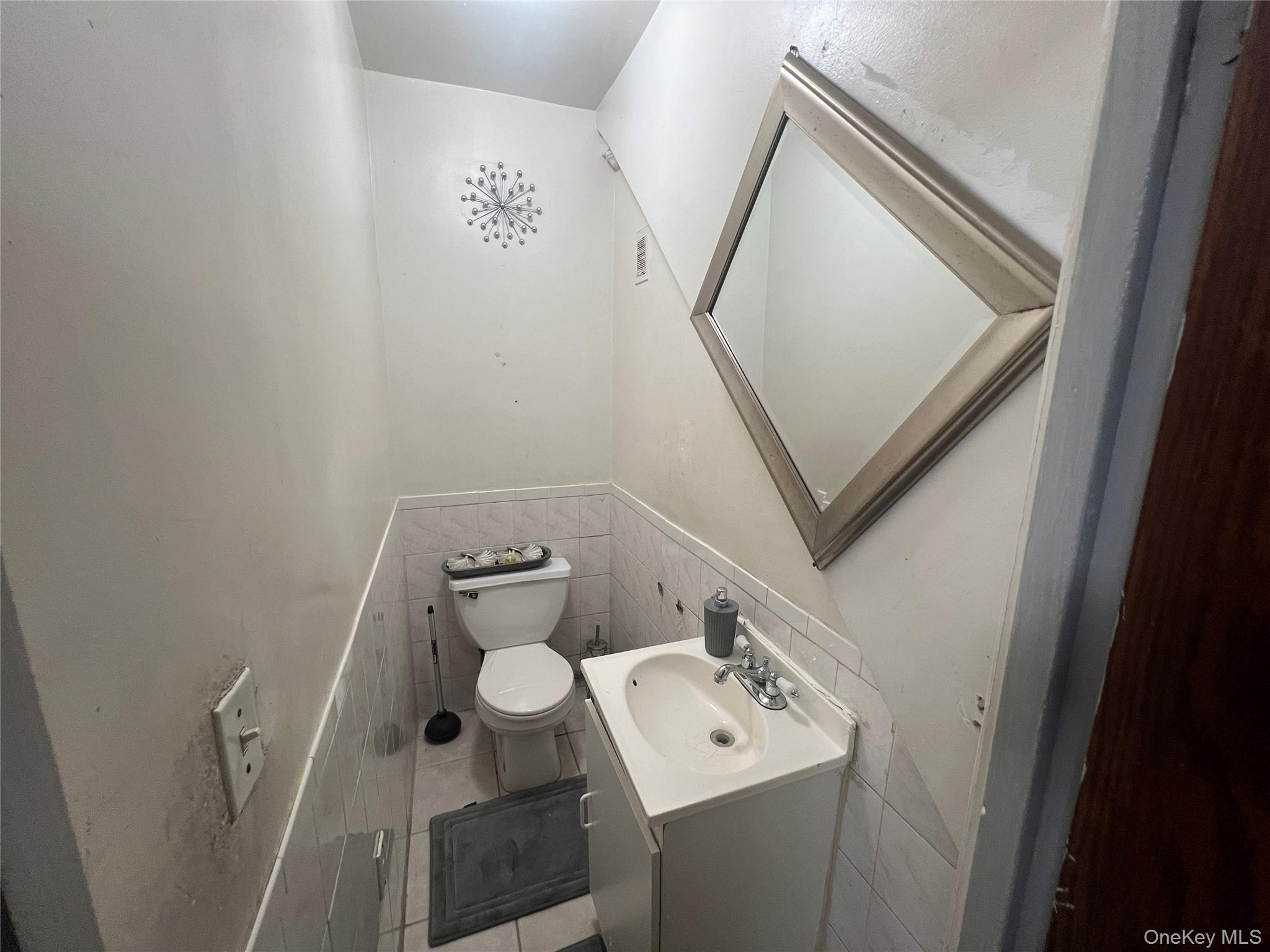 3316 Radcliff Avenue, Bronx, NY 10469