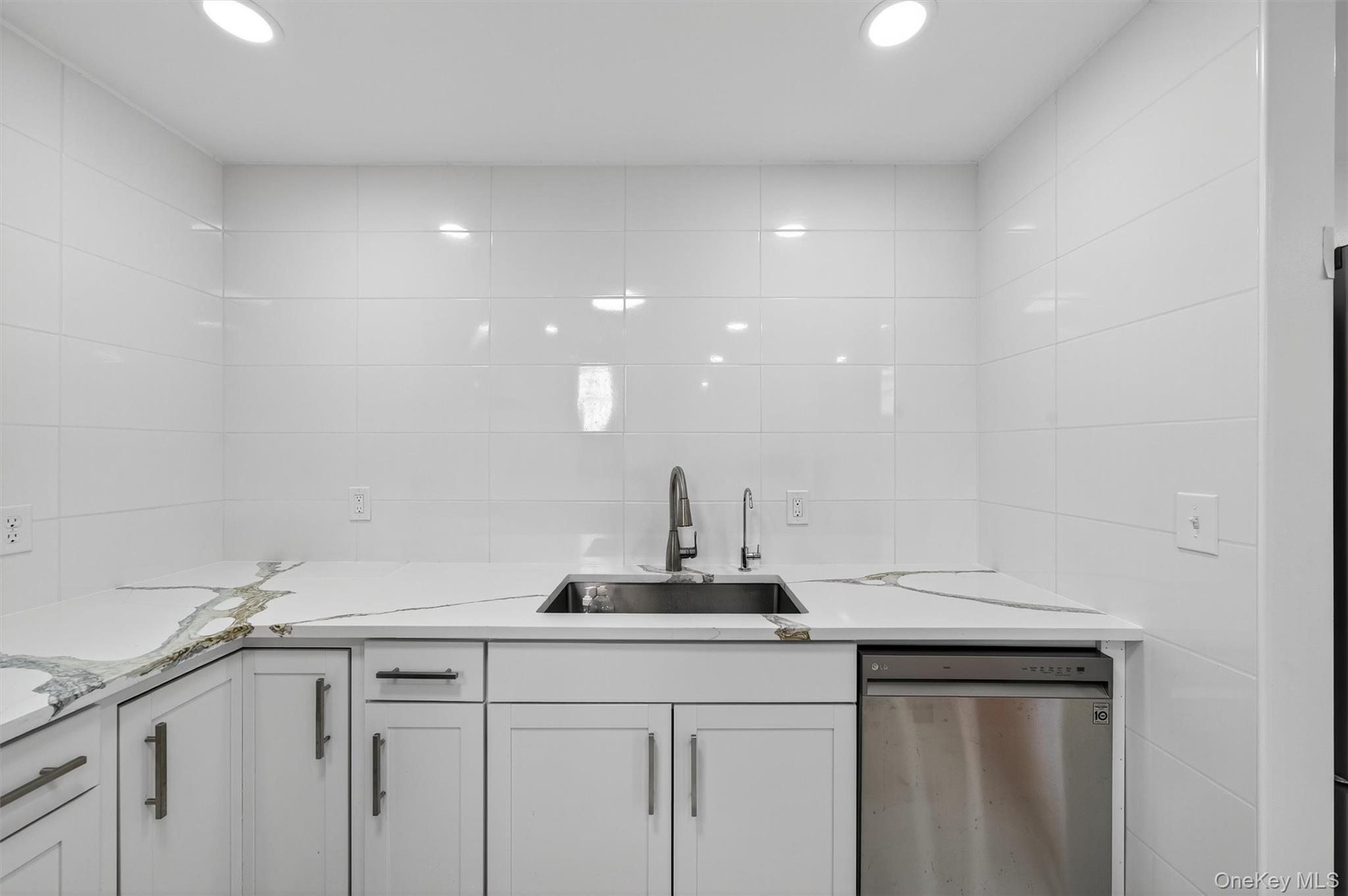 375 Angelo Drive, Montgomery, NY 12549