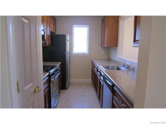 402 Tondo Circle, Harriman, NY 10926