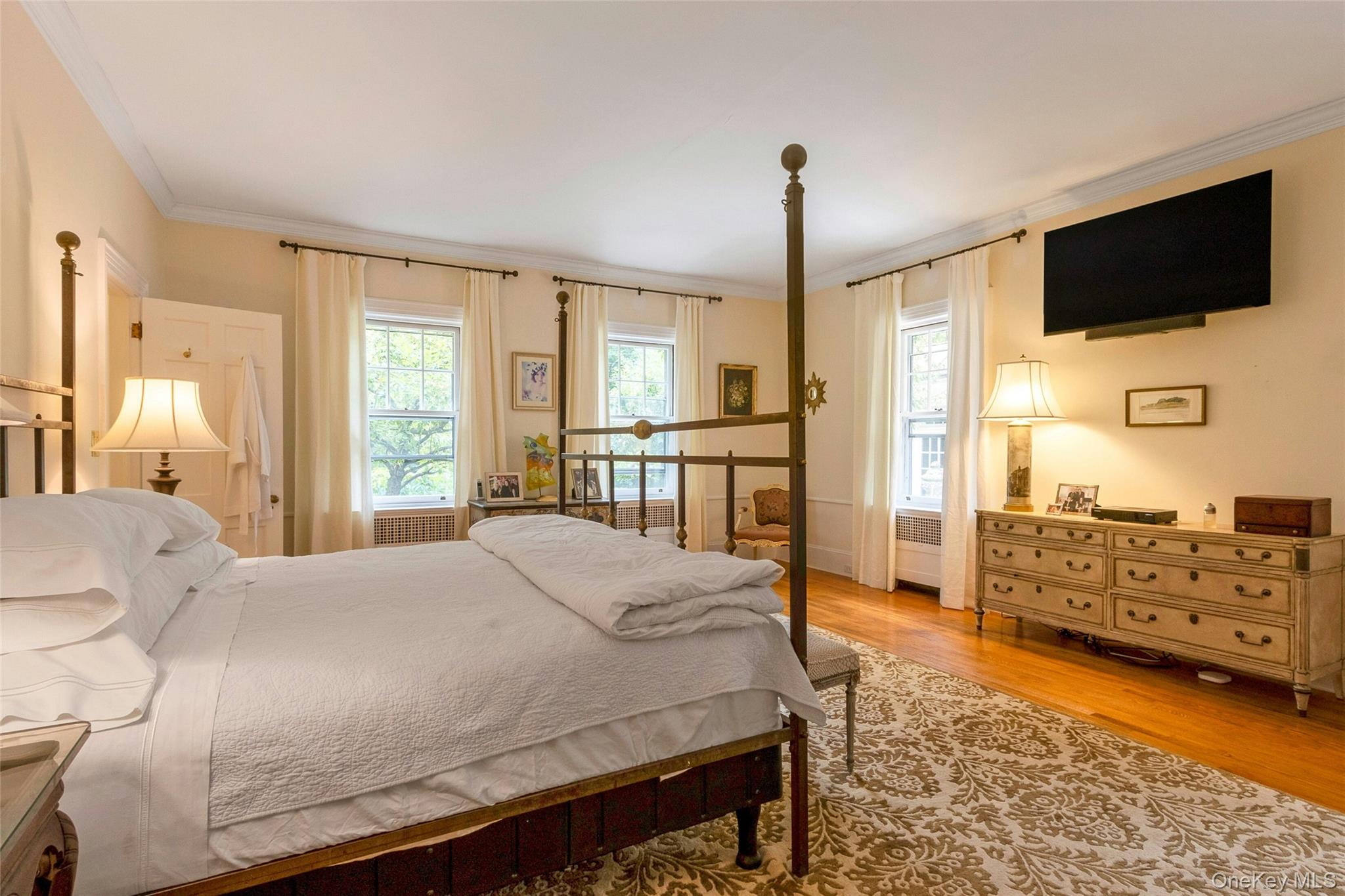 55 Mountain Farm Road, Tuxedo Park, NY 10987