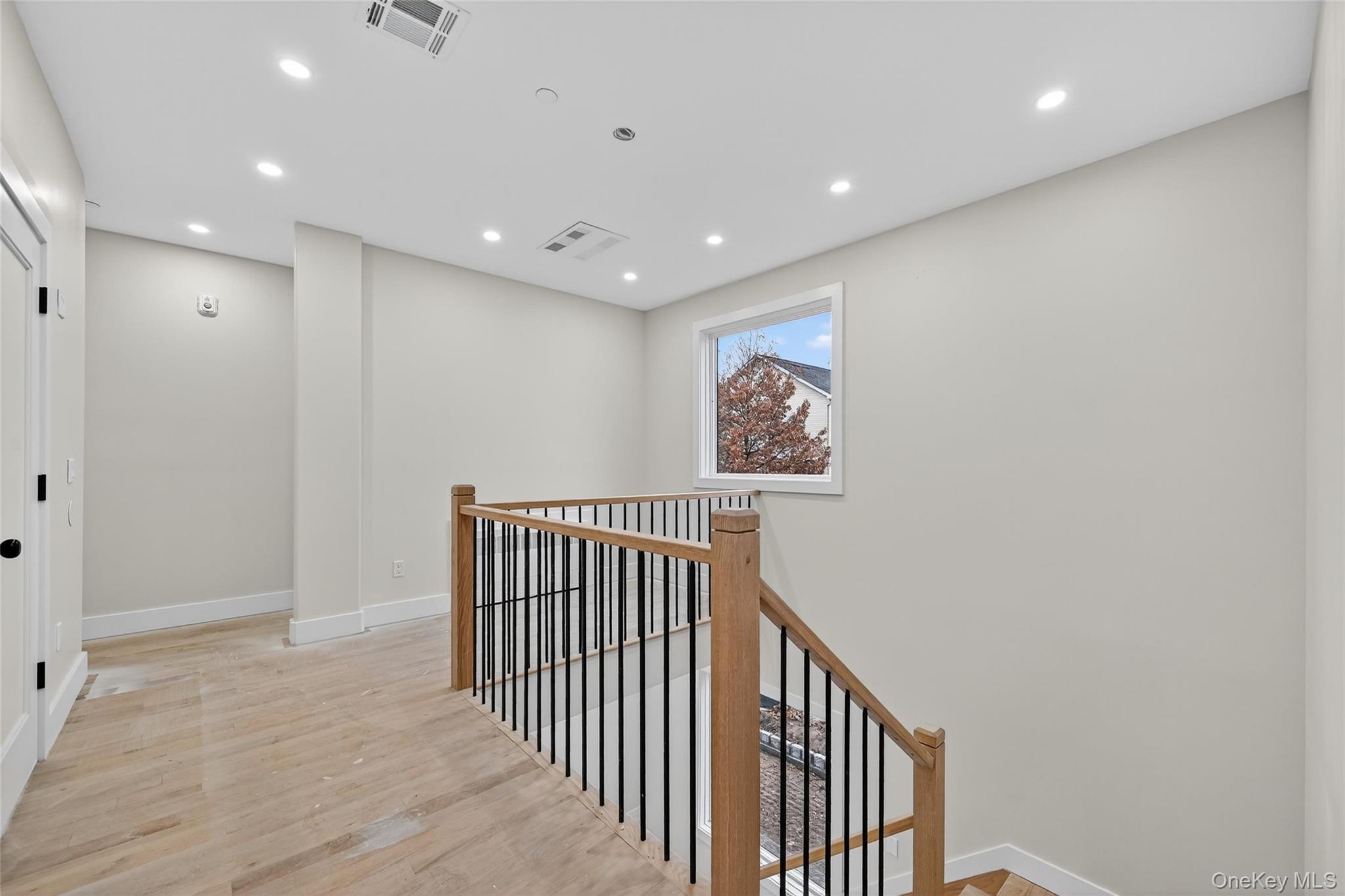 6 Milla Lane, Spring Valley, NY 10977