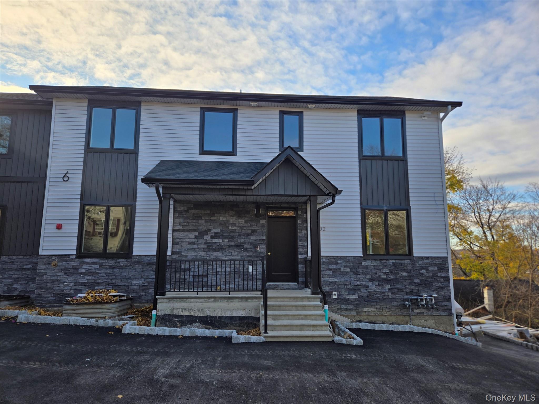 6 Milla Lane, Spring Valley, NY 10977