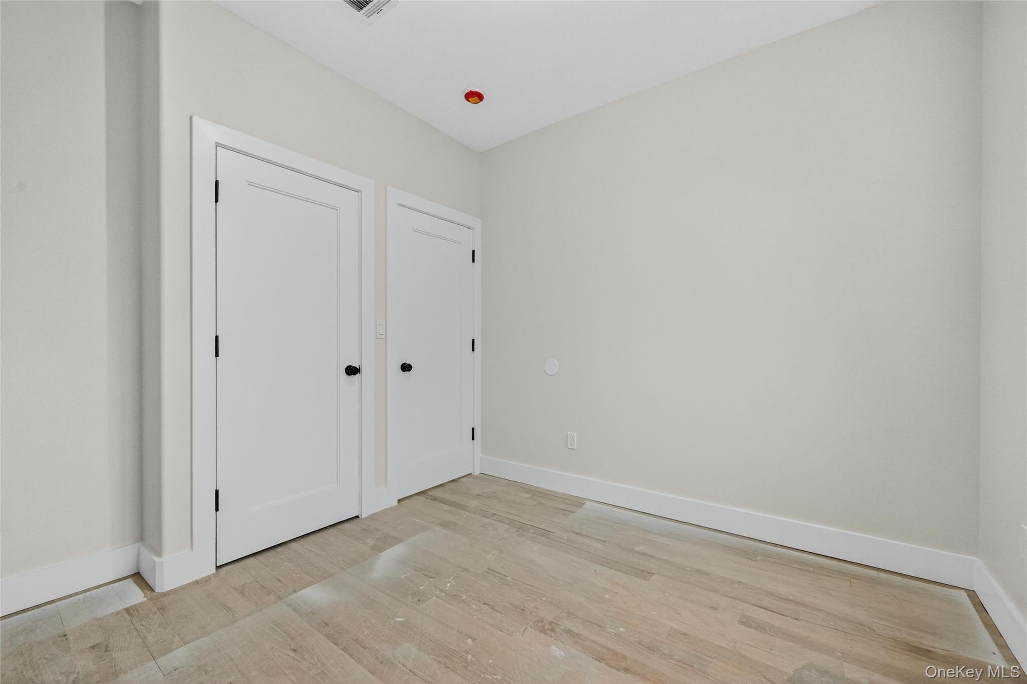 6 Milla Lane, Spring Valley, NY 10977