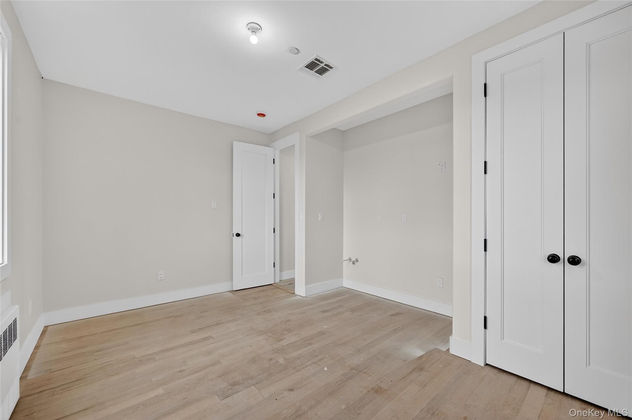 6 Milla Lane, Spring Valley, NY 10977