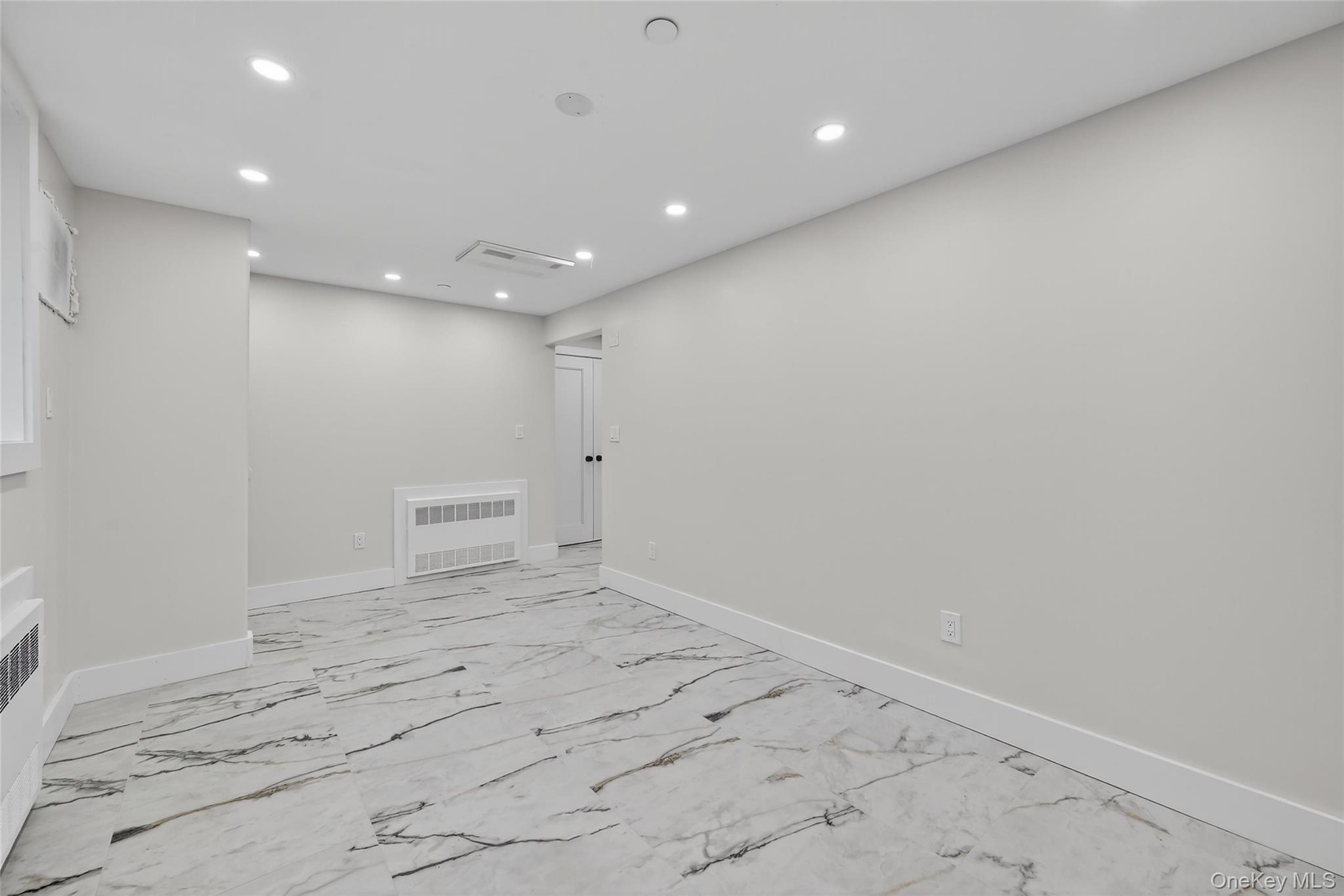 6 Milla Lane, Spring Valley, NY 10977