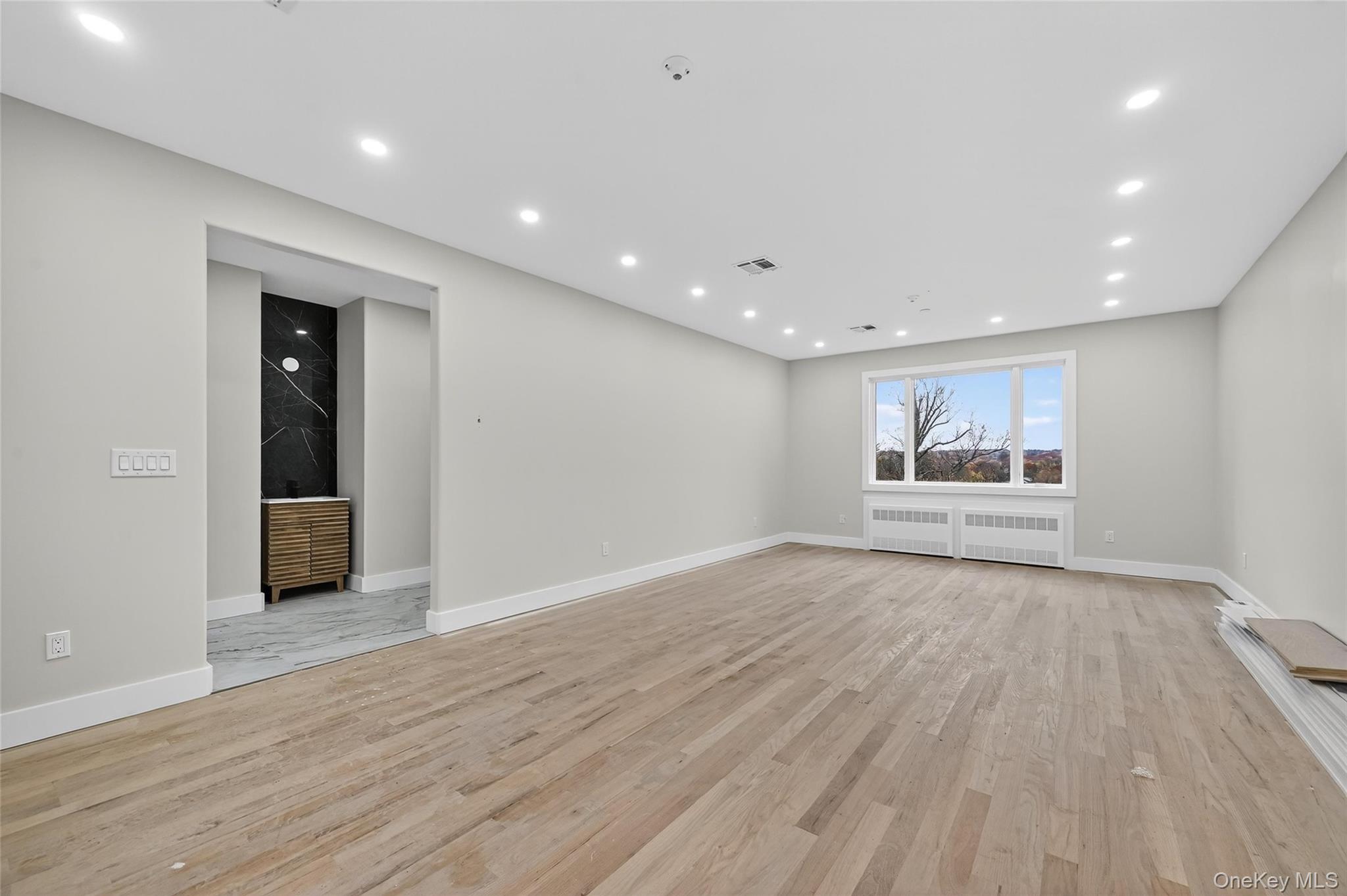 6 Milla Lane, Spring Valley, NY 10977