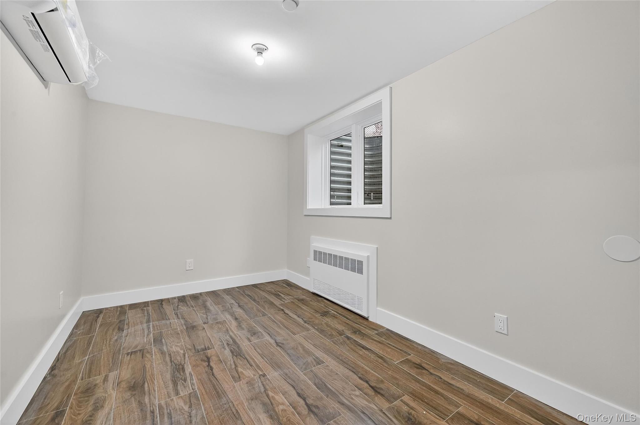 6 Milla Lane, Spring Valley, NY 10977