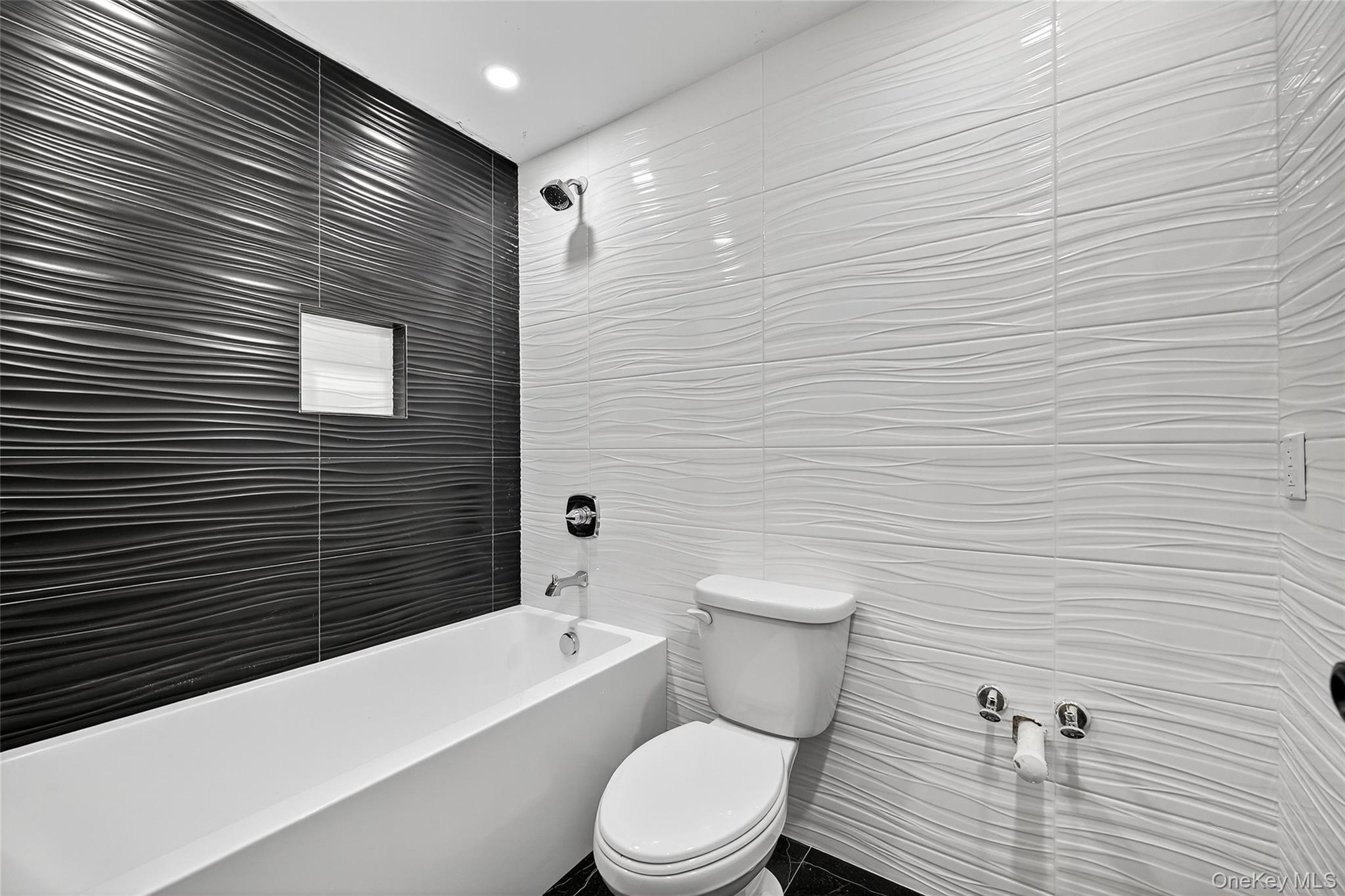 6 Milla Lane, Spring Valley, NY 10977