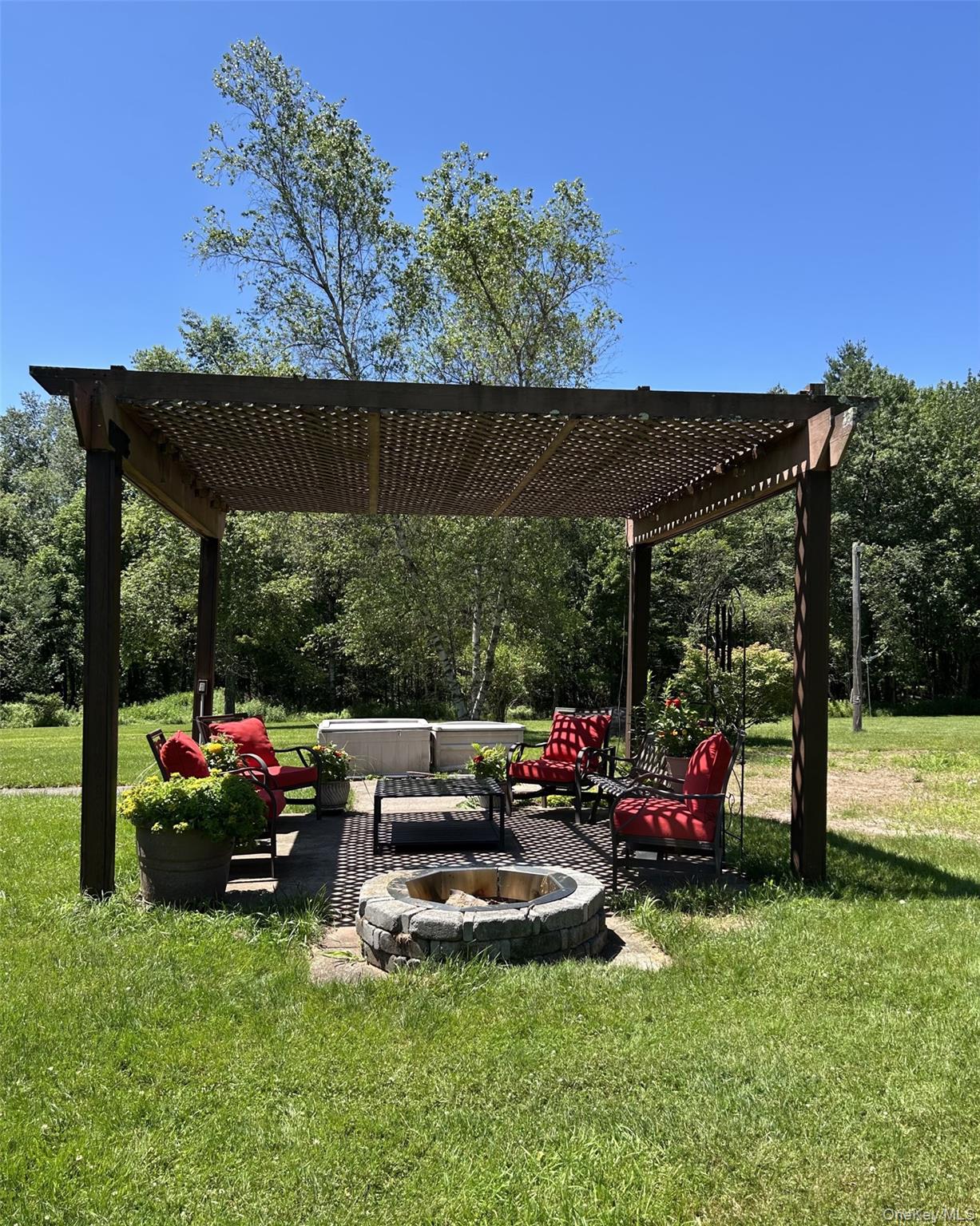 69 Crabby Road, Loch Sheldrake, NY 12759