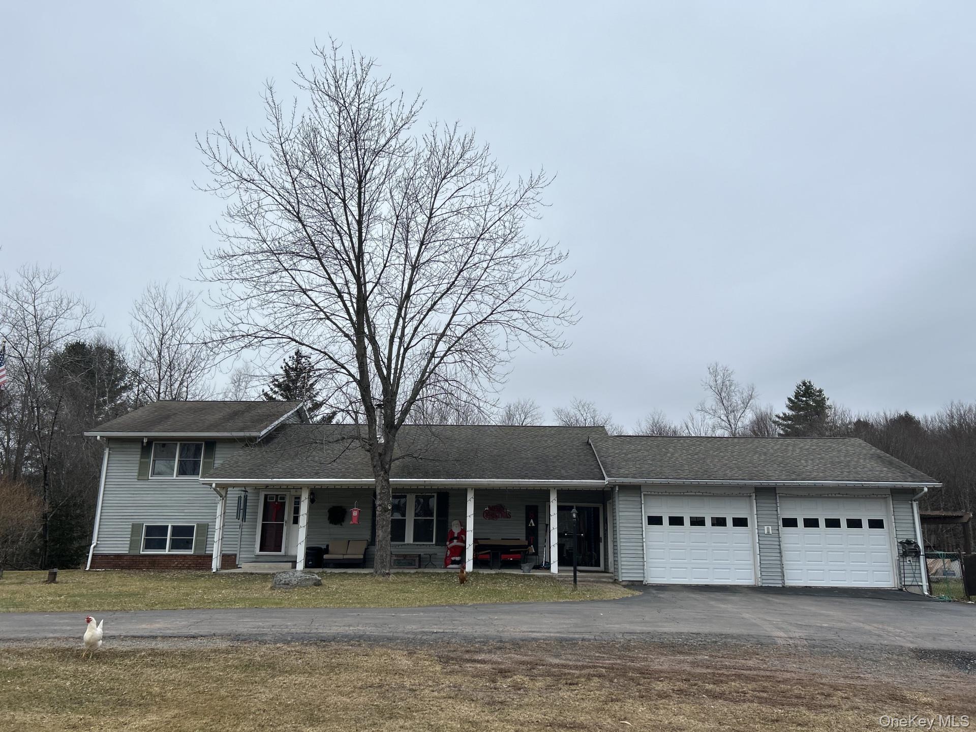 69 Crabby Road, Loch Sheldrake, NY 12759