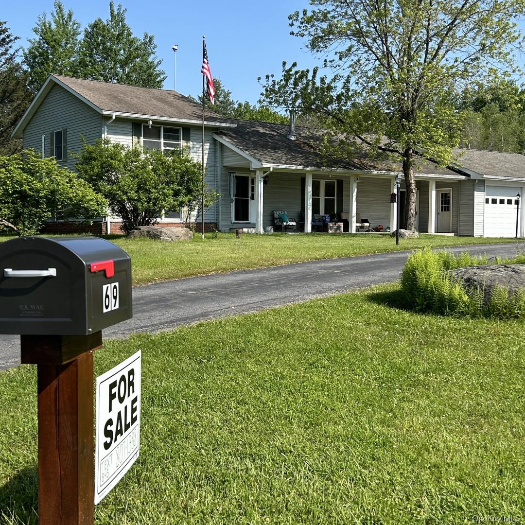 69 Crabby Road, Loch Sheldrake, NY 12759