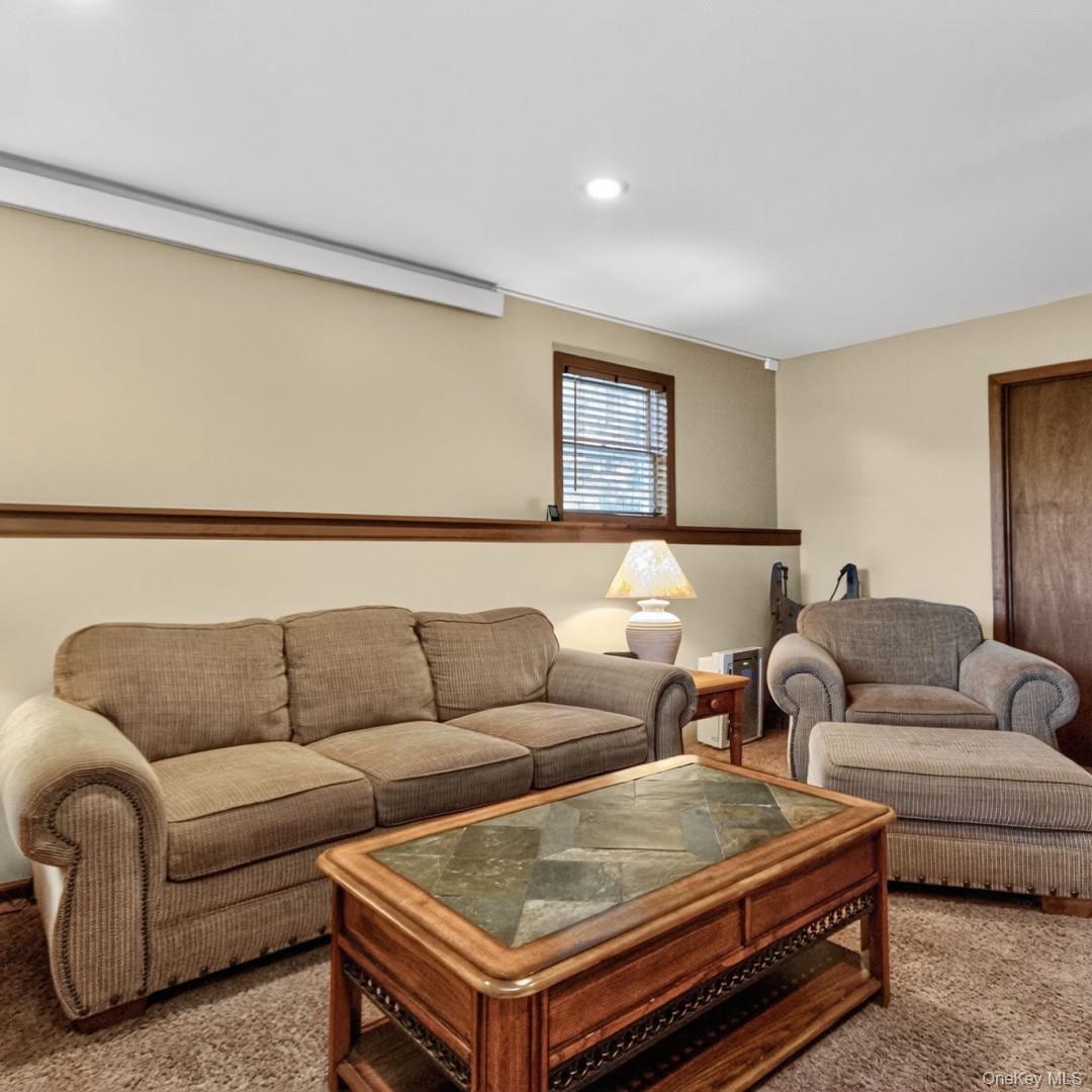 69 Crabby Road, Loch Sheldrake, NY 12759