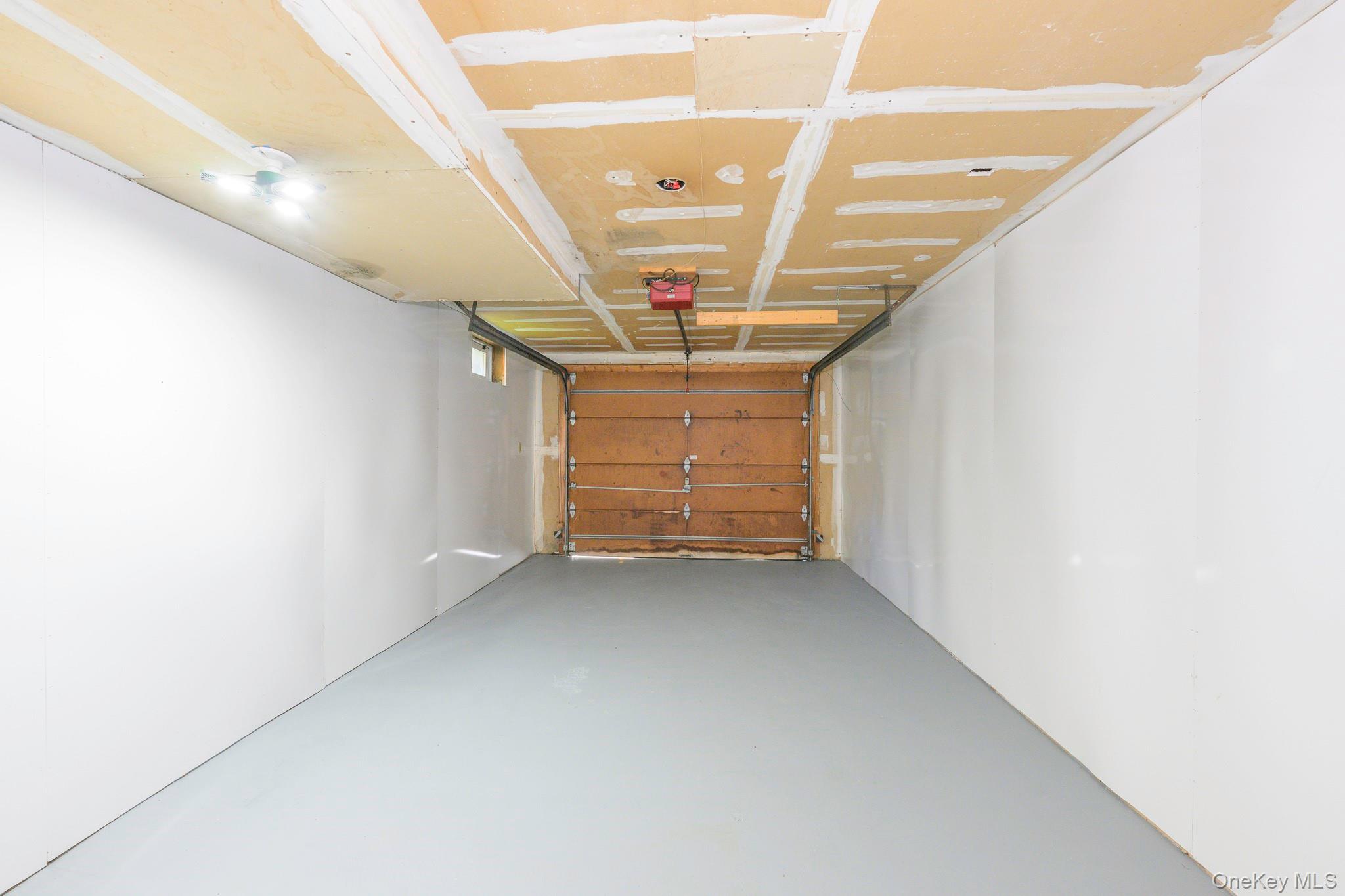 988 County Route 31, Glen Spey, NY 12737