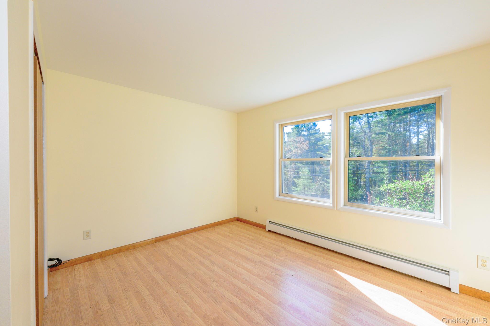 988 County Route 31, Glen Spey, NY 12737