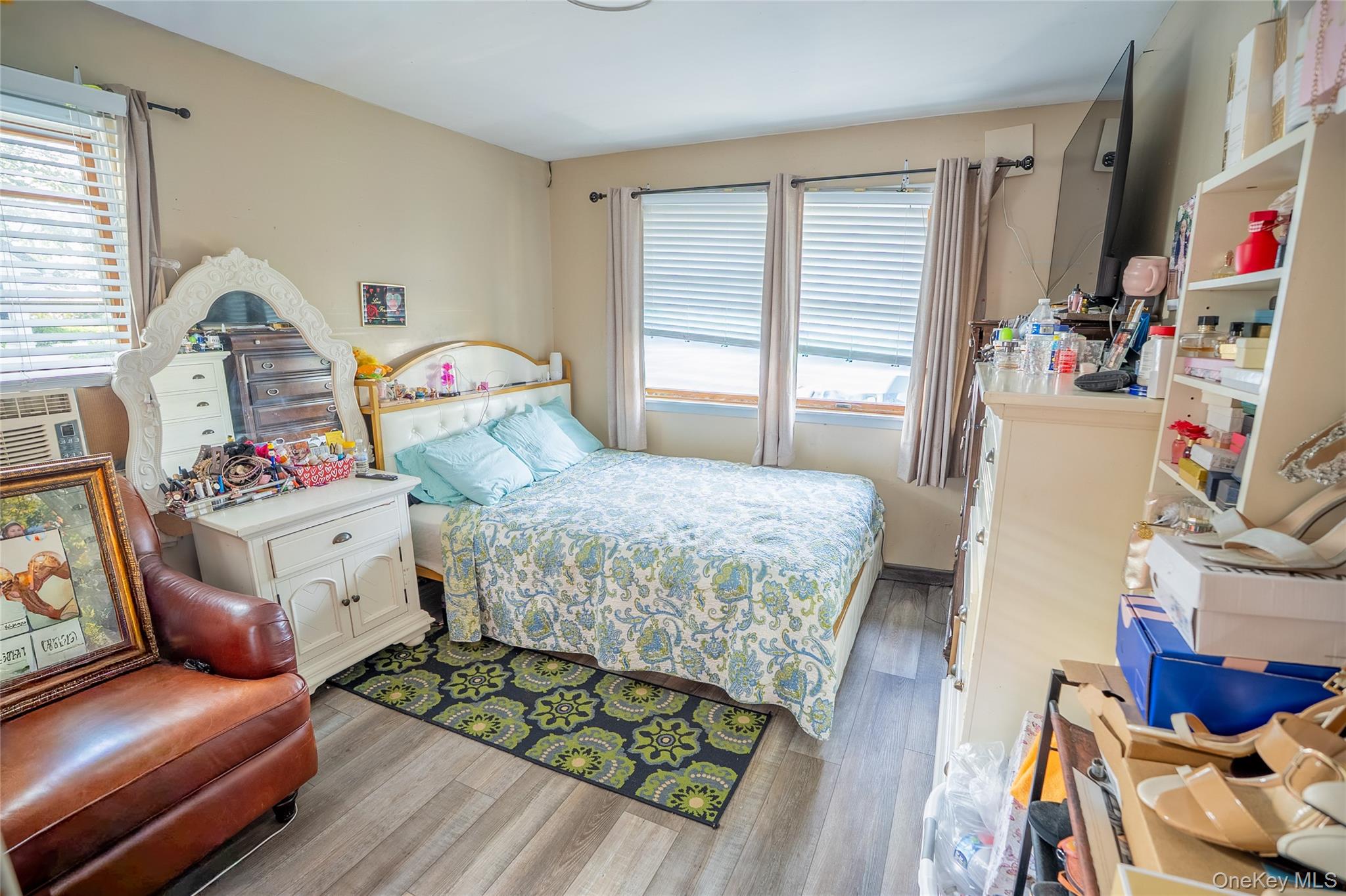 60 32nd Street, Copiague, NY 11726