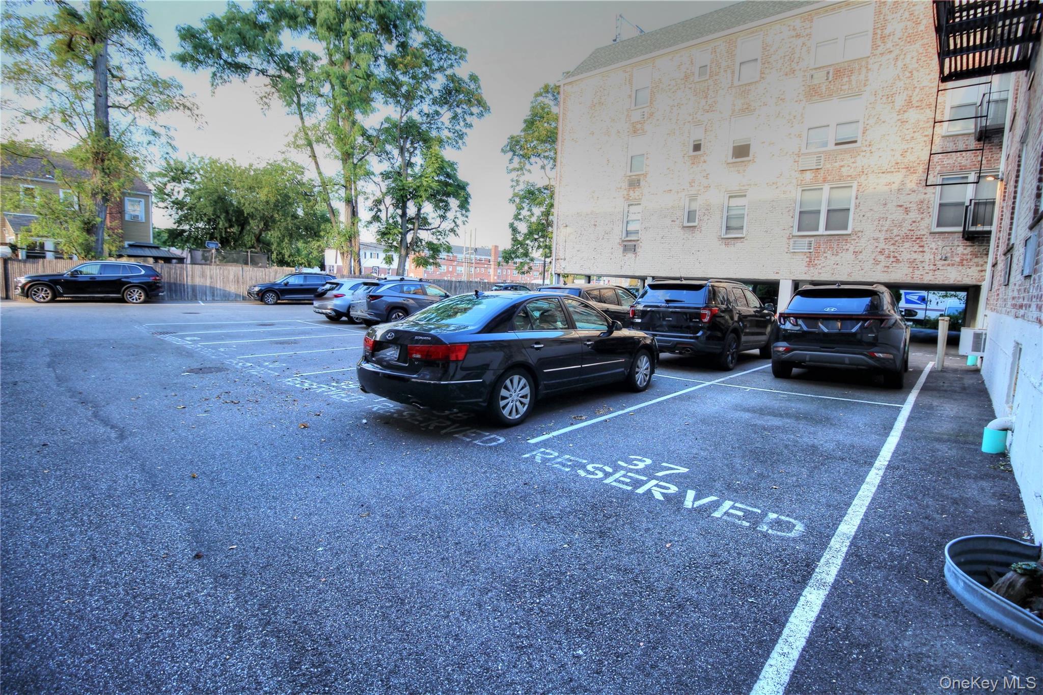 16 Main Street # 2-Q, East Rockaway, NY 11518