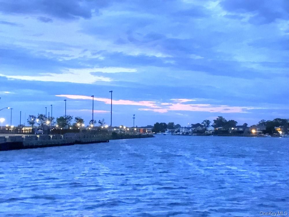 16 Main Street # 2-Q, East Rockaway, NY 11518