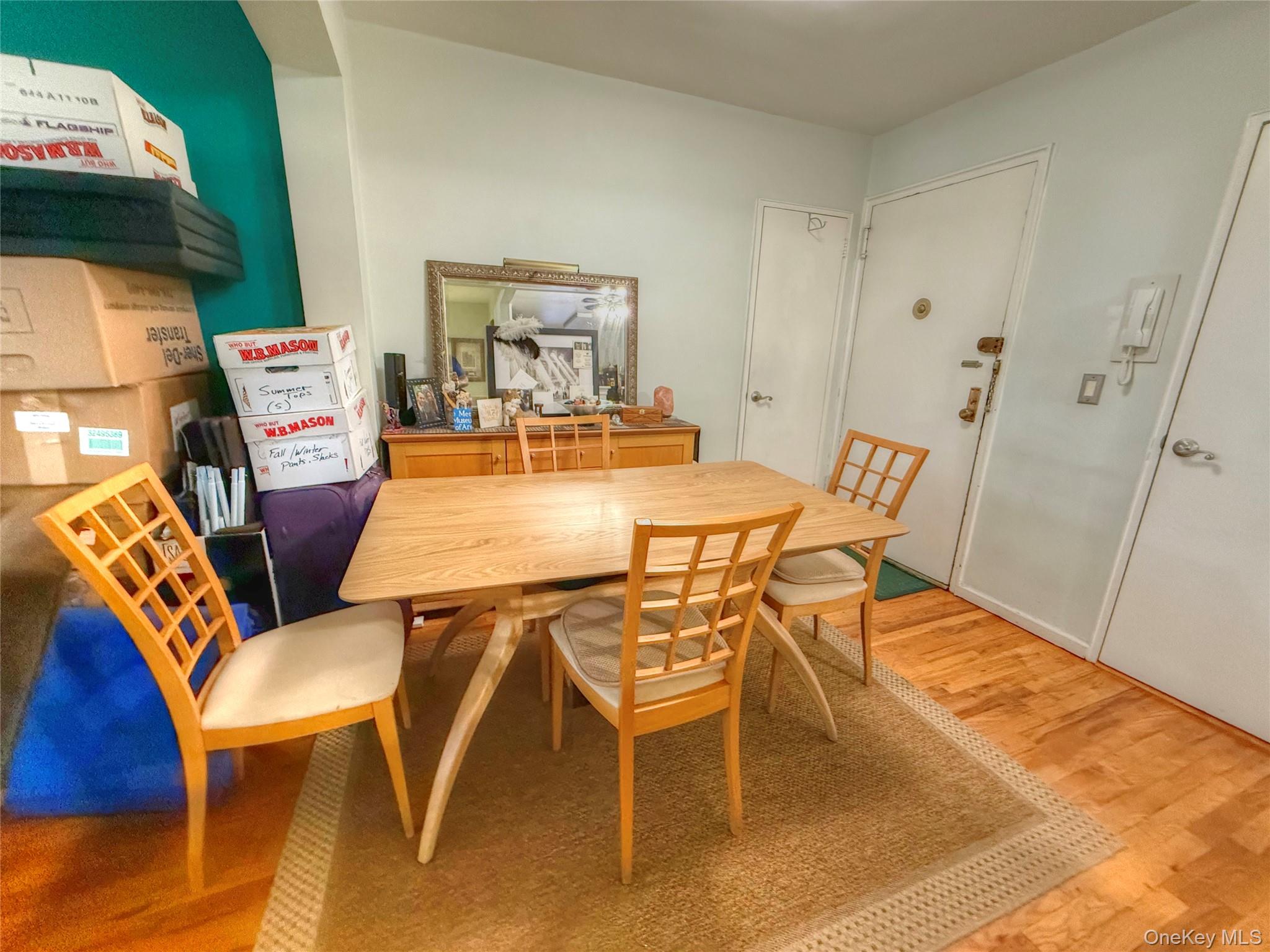 16 Main Street # 2-Q, East Rockaway, NY 11518