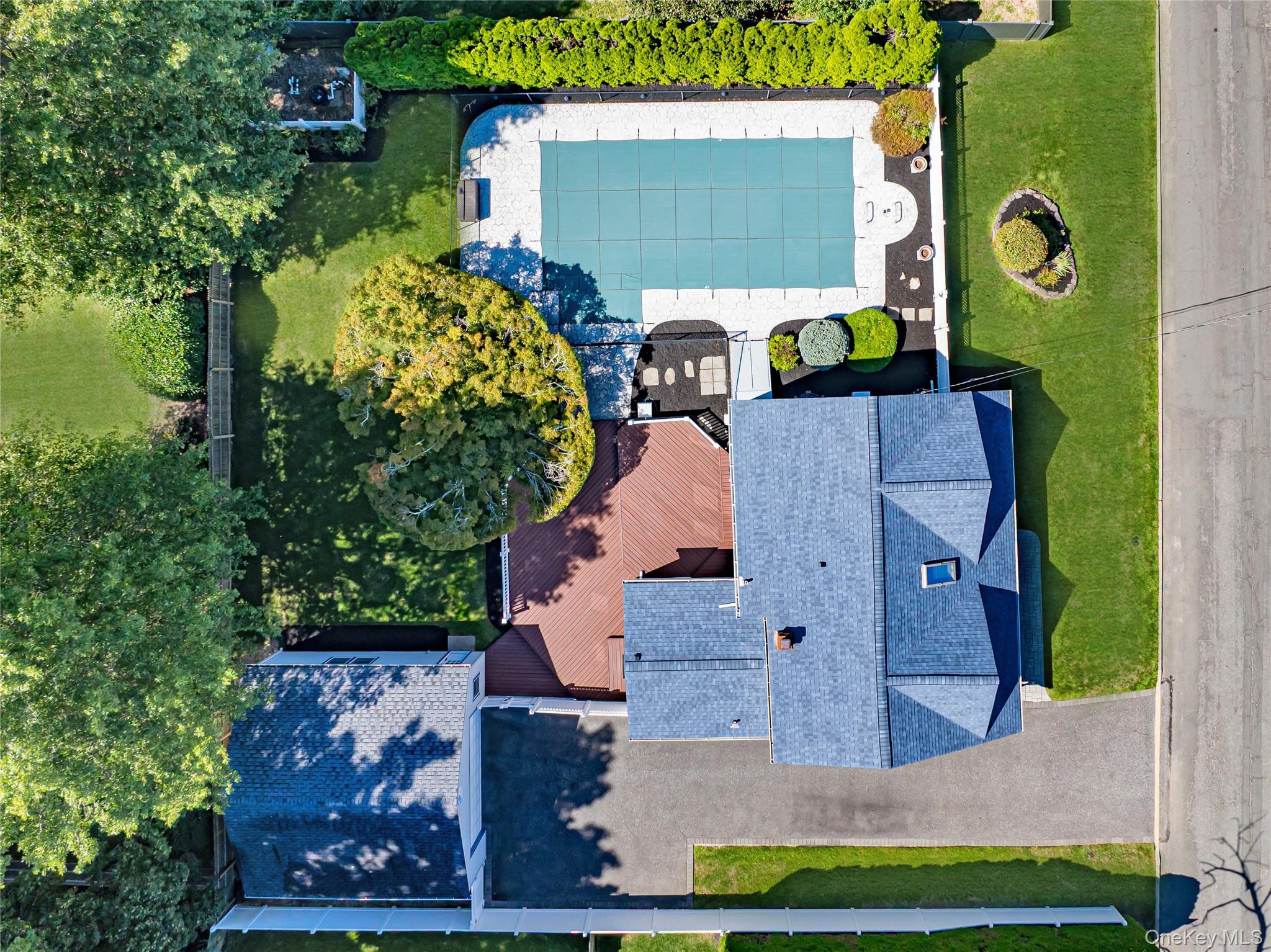 248 5th Street, Saint James, NY 11780