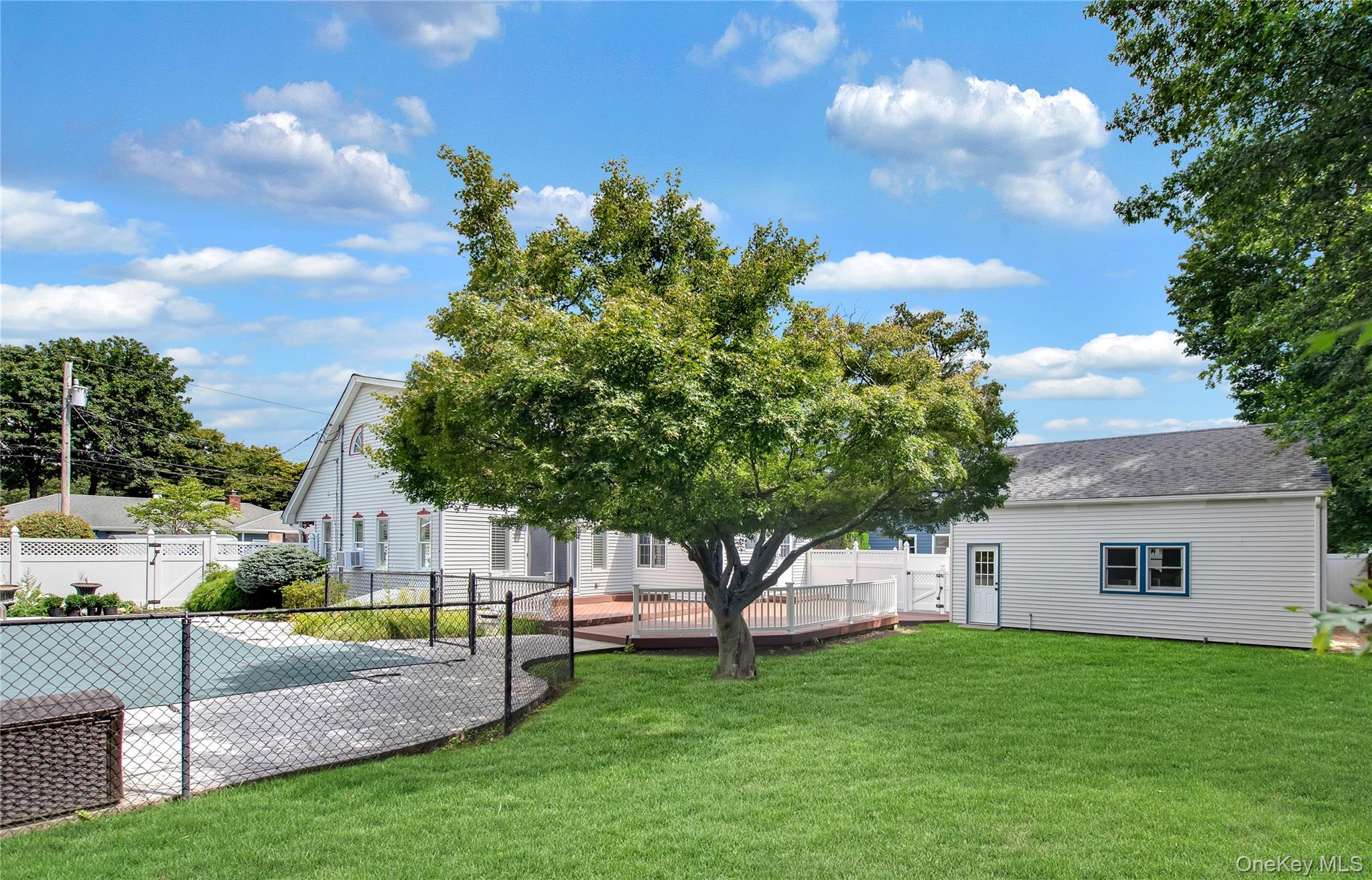 248 5th Street, Saint James, NY 11780