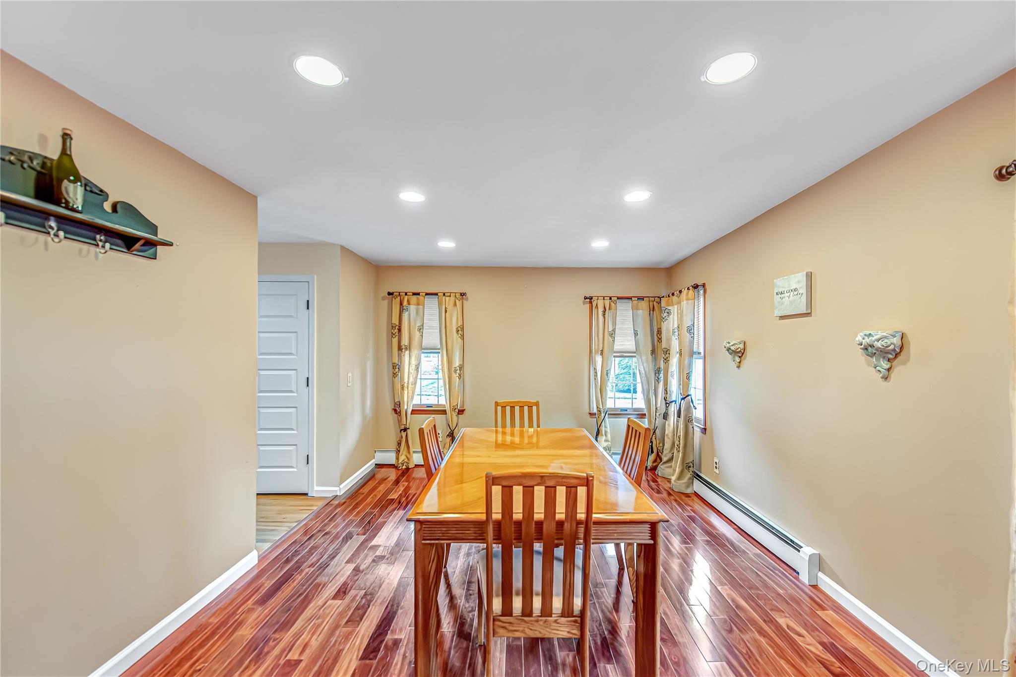 248 5th Street, Saint James, NY 11780