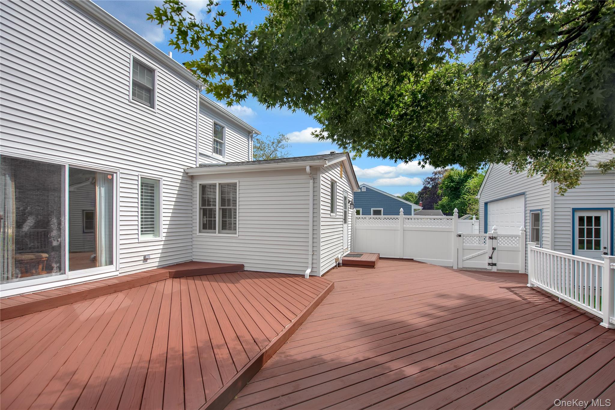 248 5th Street, Saint James, NY 11780