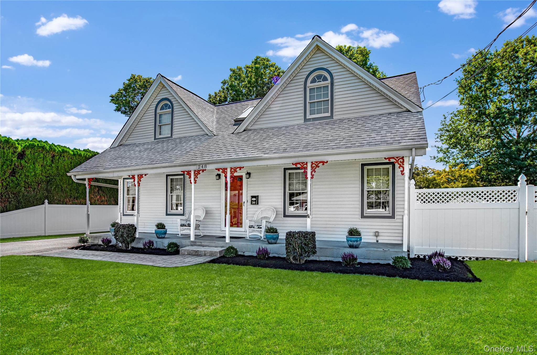 248 5th Street, Saint James, NY 11780