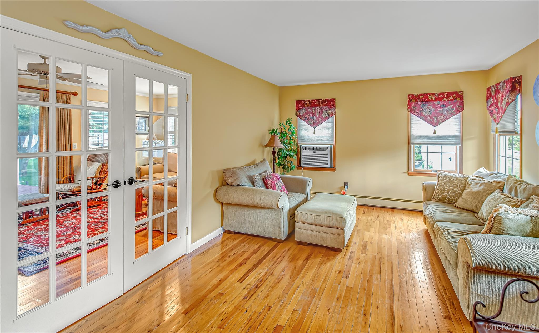 248 5th Street, Saint James, NY 11780