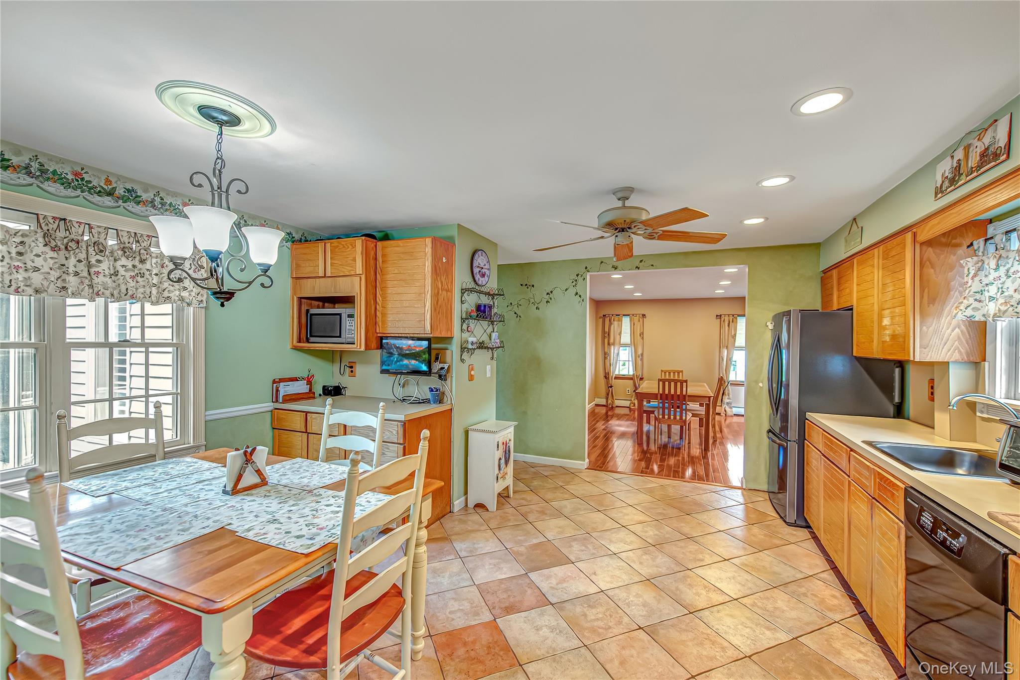 248 5th Street, Saint James, NY 11780