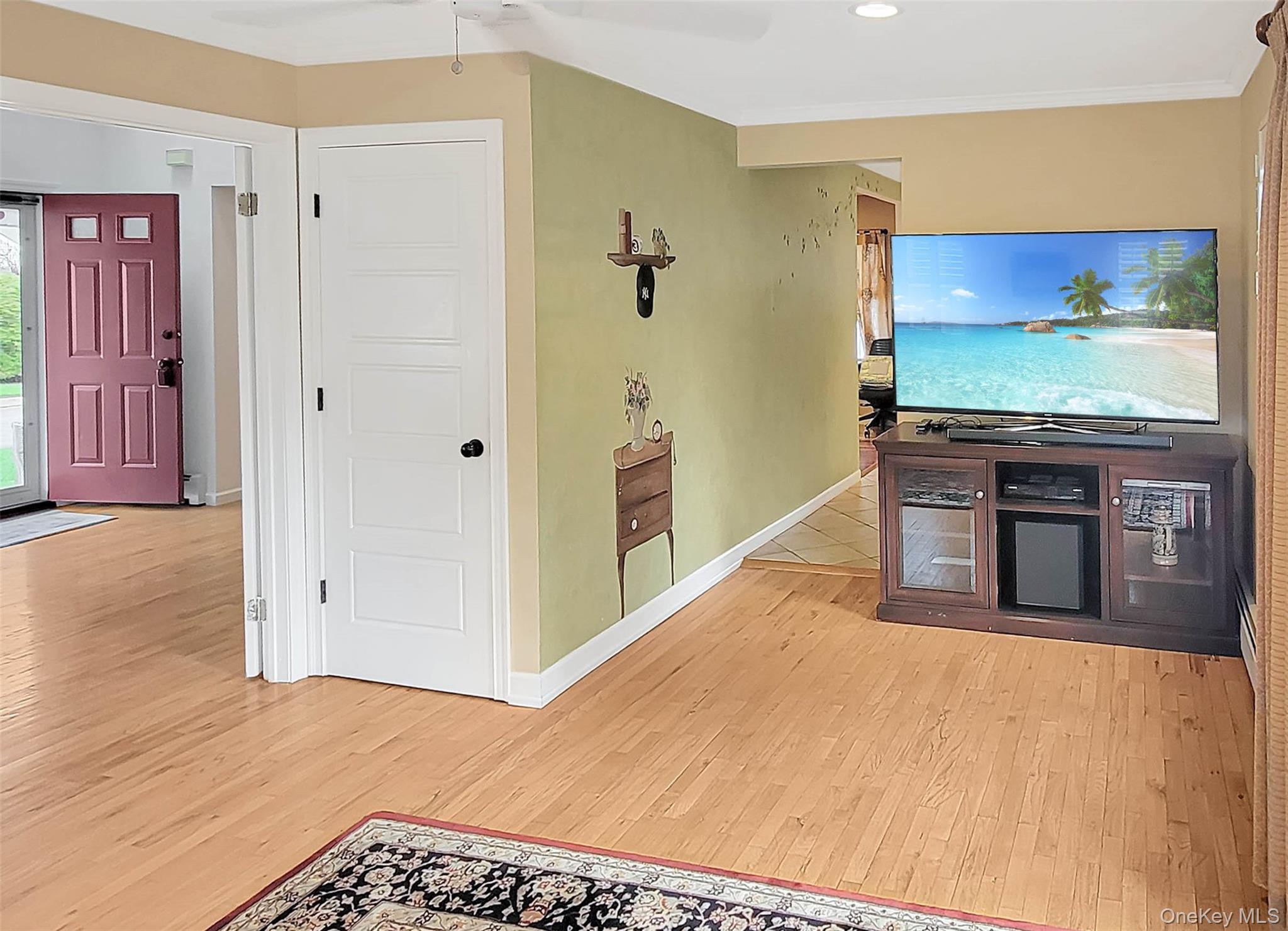 248 5th Street, Saint James, NY 11780