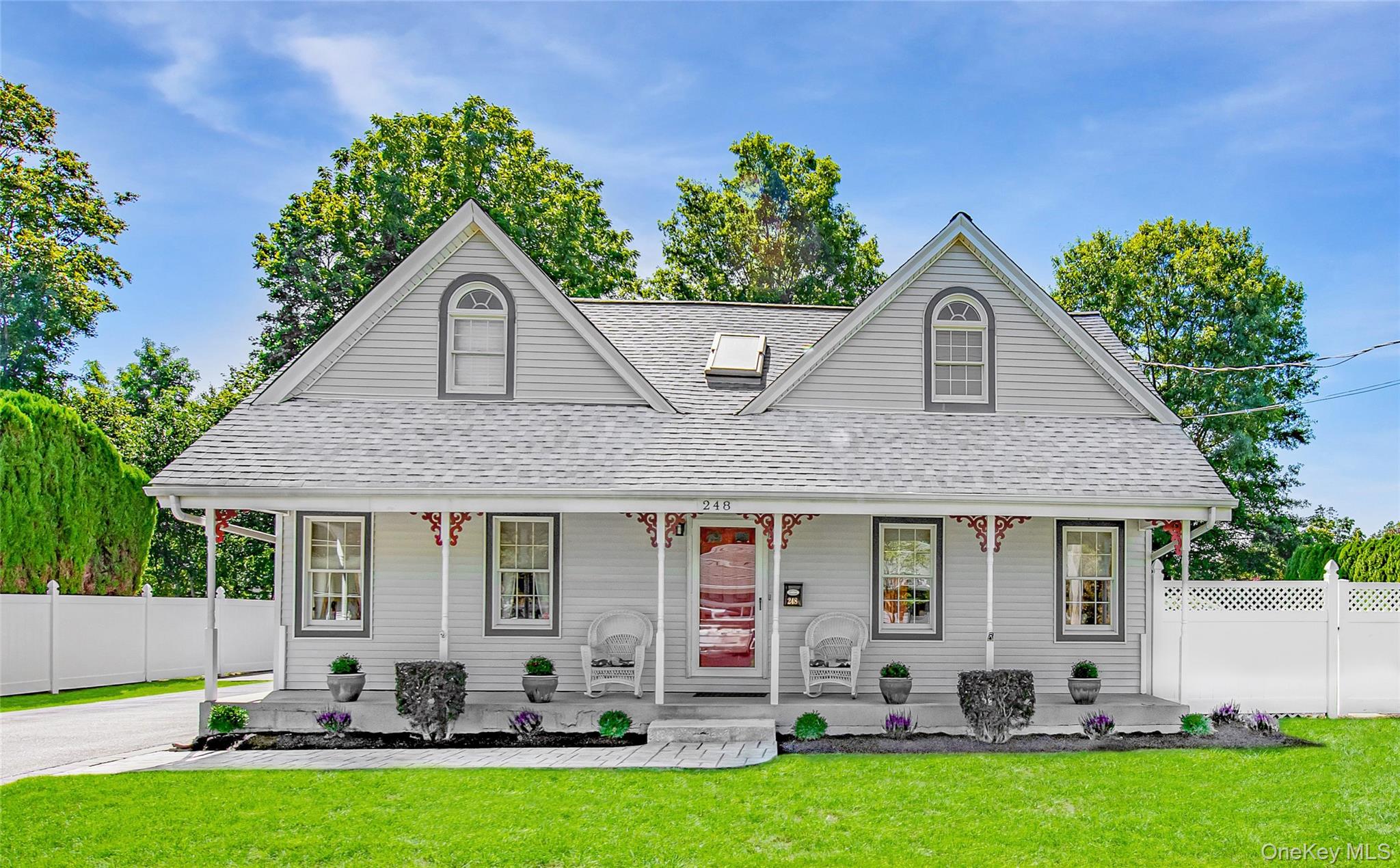 248 5th Street, Saint James, NY 11780